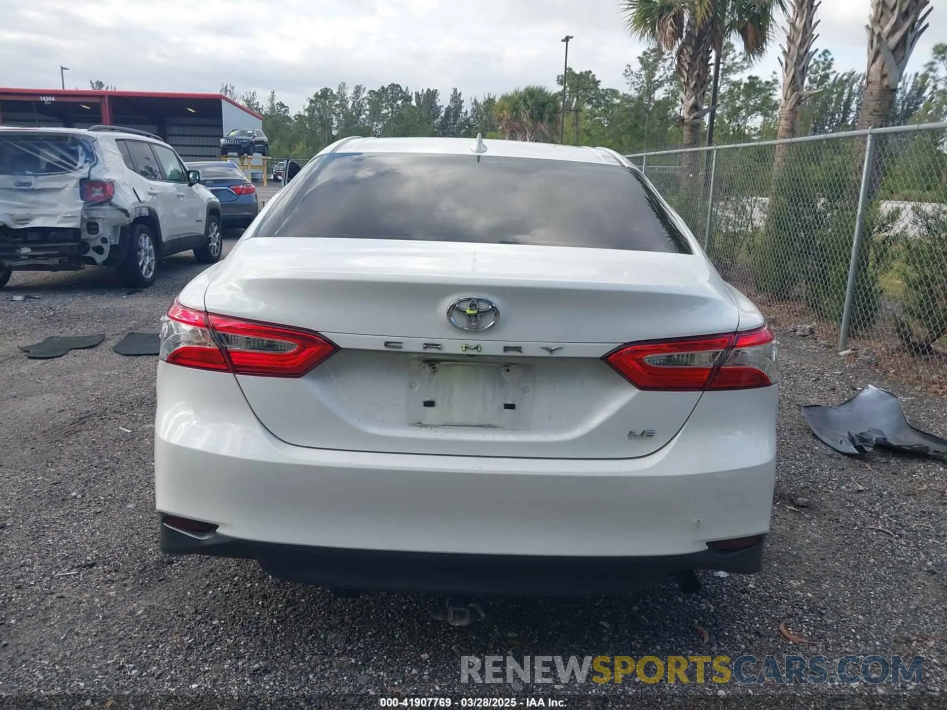 16 fotografías del automóvil dañado 4T1C11AK2LU950854 TOYOTA CAMRY 2020
