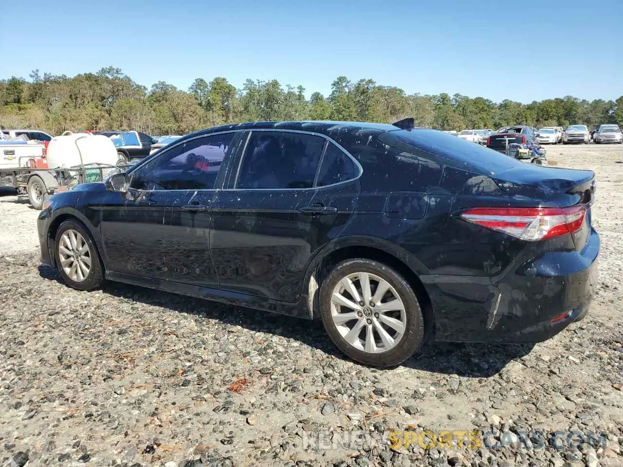 2 fotografías del automóvil dañado 4T1C11AK2LU967833 TOYOTA CAMRY 2020