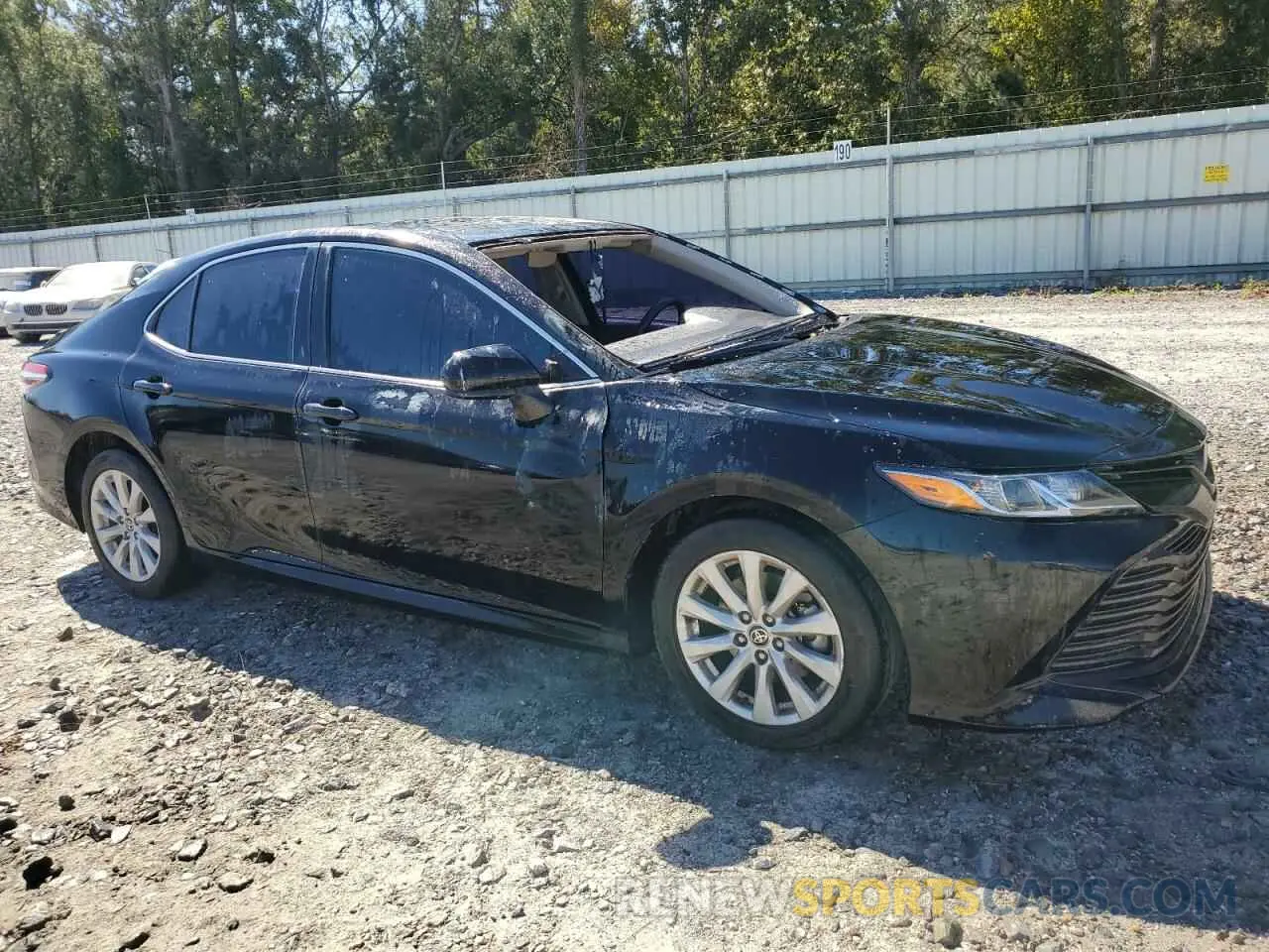 4 fotografías del automóvil dañado 4T1C11AK2LU967833 TOYOTA CAMRY 2020