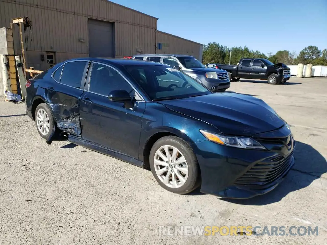 4 fotografías del automóvil dañado 4T1C11AK2LU994384 TOYOTA CAMRY 2020