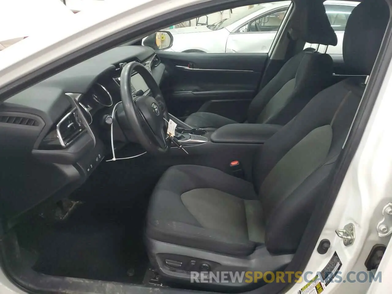 7 fotografías del automóvil dañado 4T1C11AK3LU368682 TOYOTA CAMRY 2020