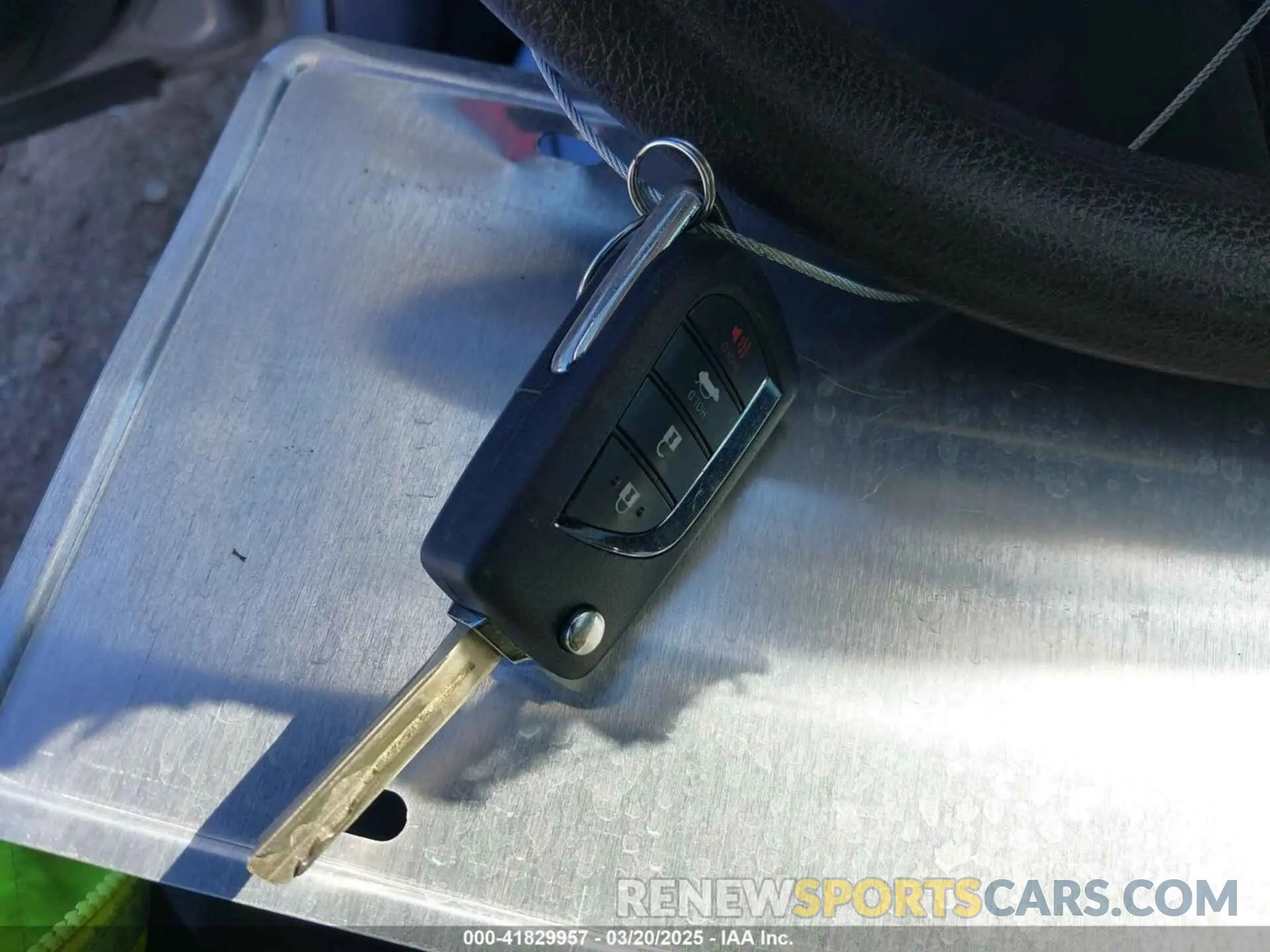 11 fotografías del automóvil dañado 4T1C11AK3LU397079 TOYOTA CAMRY 2020