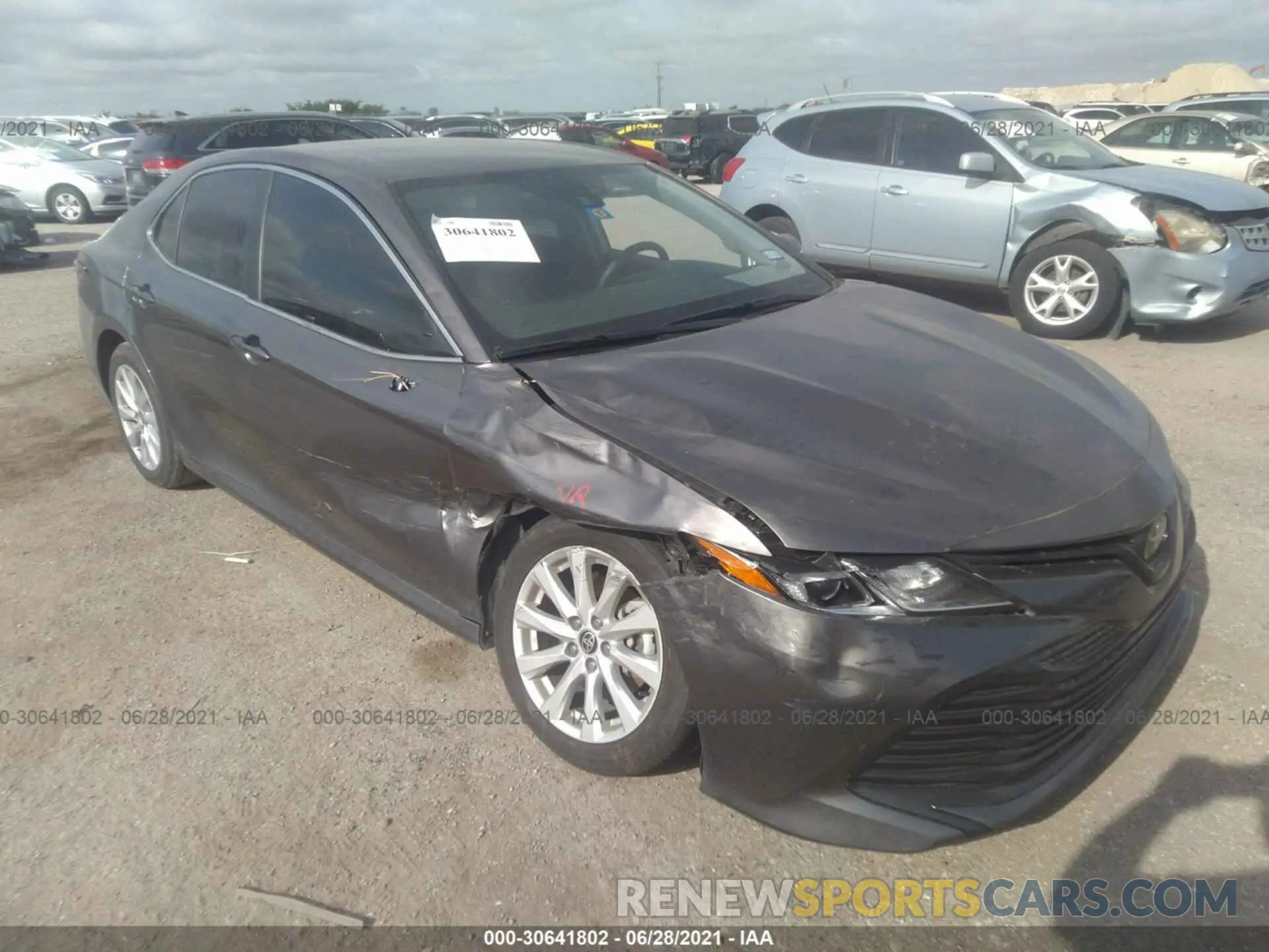 1 fotografías del automóvil dañado 4T1C11AK3LU400126 TOYOTA CAMRY 2020