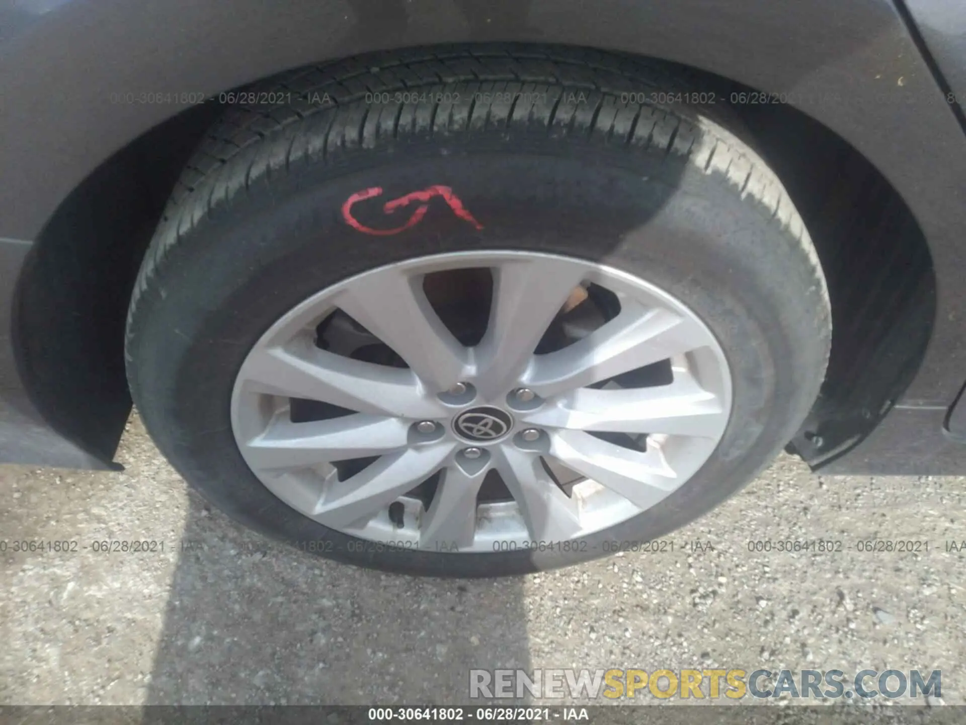 15 fotografías del automóvil dañado 4T1C11AK3LU400126 TOYOTA CAMRY 2020
