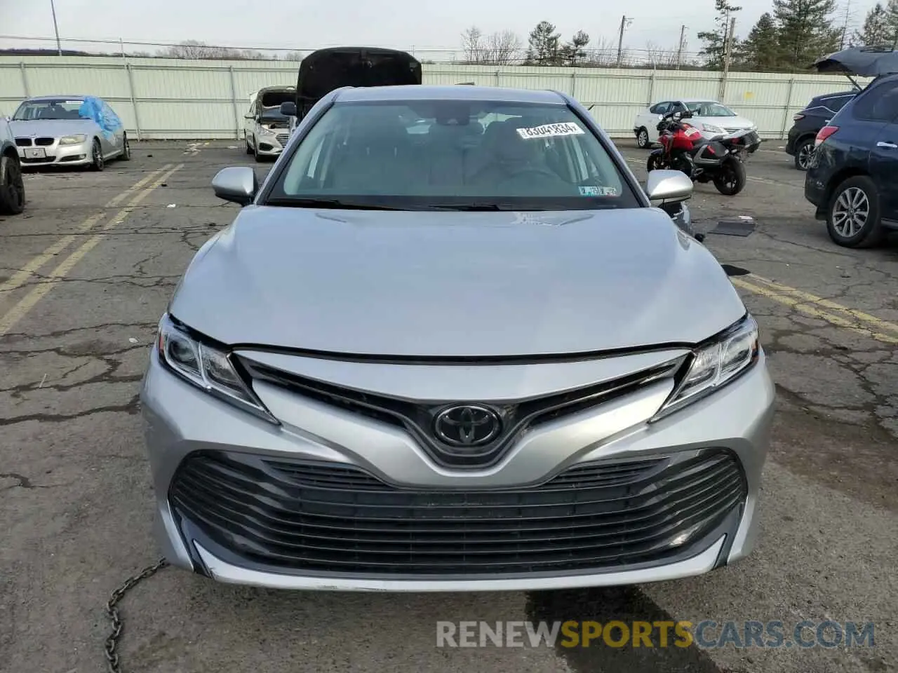 5 fotografías del automóvil dañado 4T1C11AK3LU502364 TOYOTA CAMRY 2020
