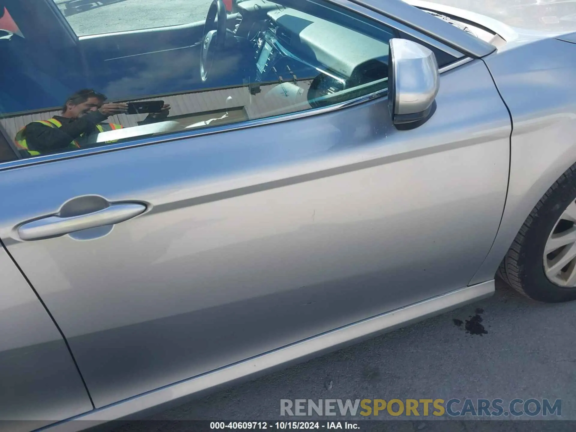 20 fotografías del automóvil dañado 4T1C11AK3LU857504 TOYOTA CAMRY 2020