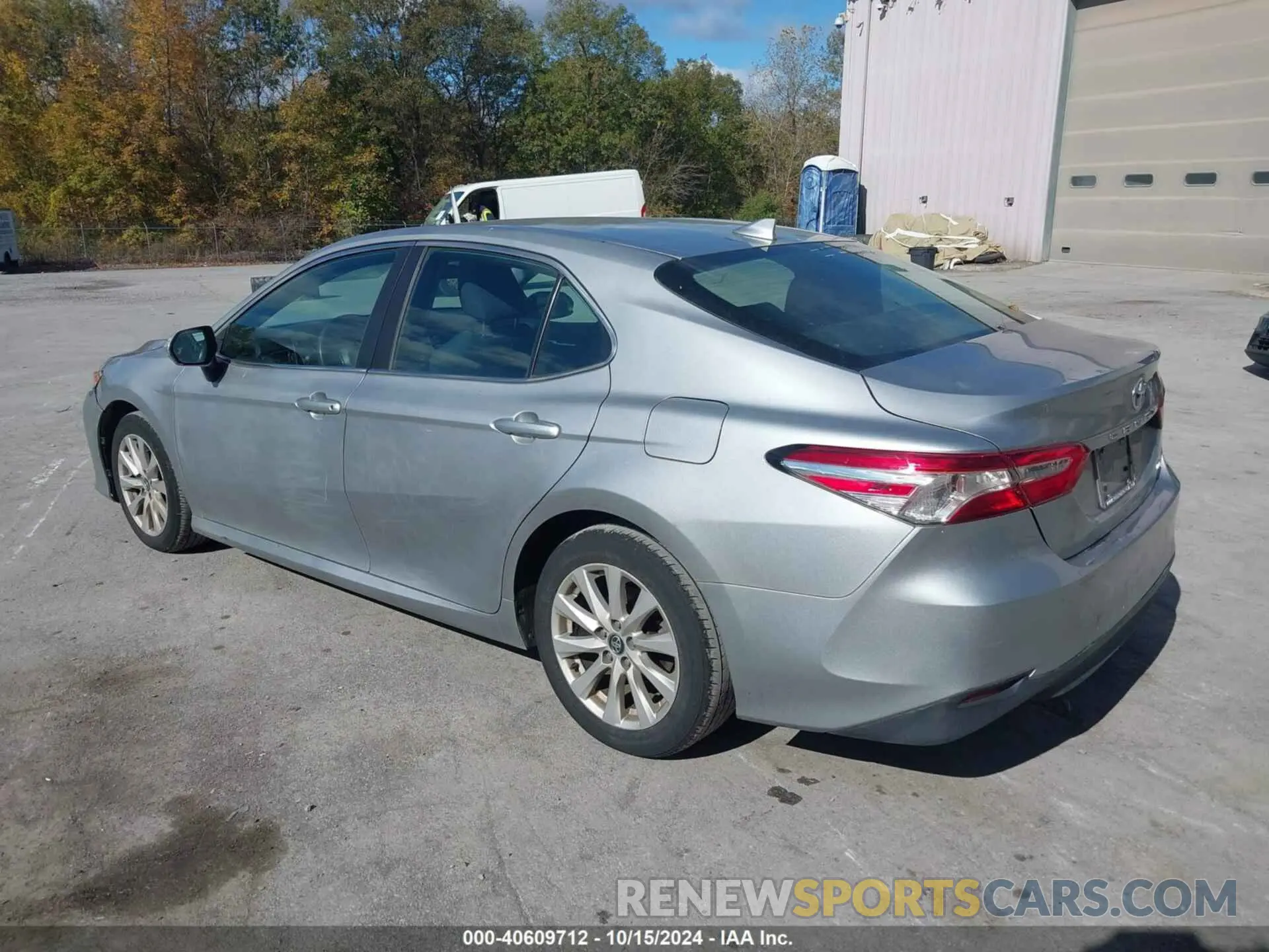 3 fotografías del automóvil dañado 4T1C11AK3LU857504 TOYOTA CAMRY 2020