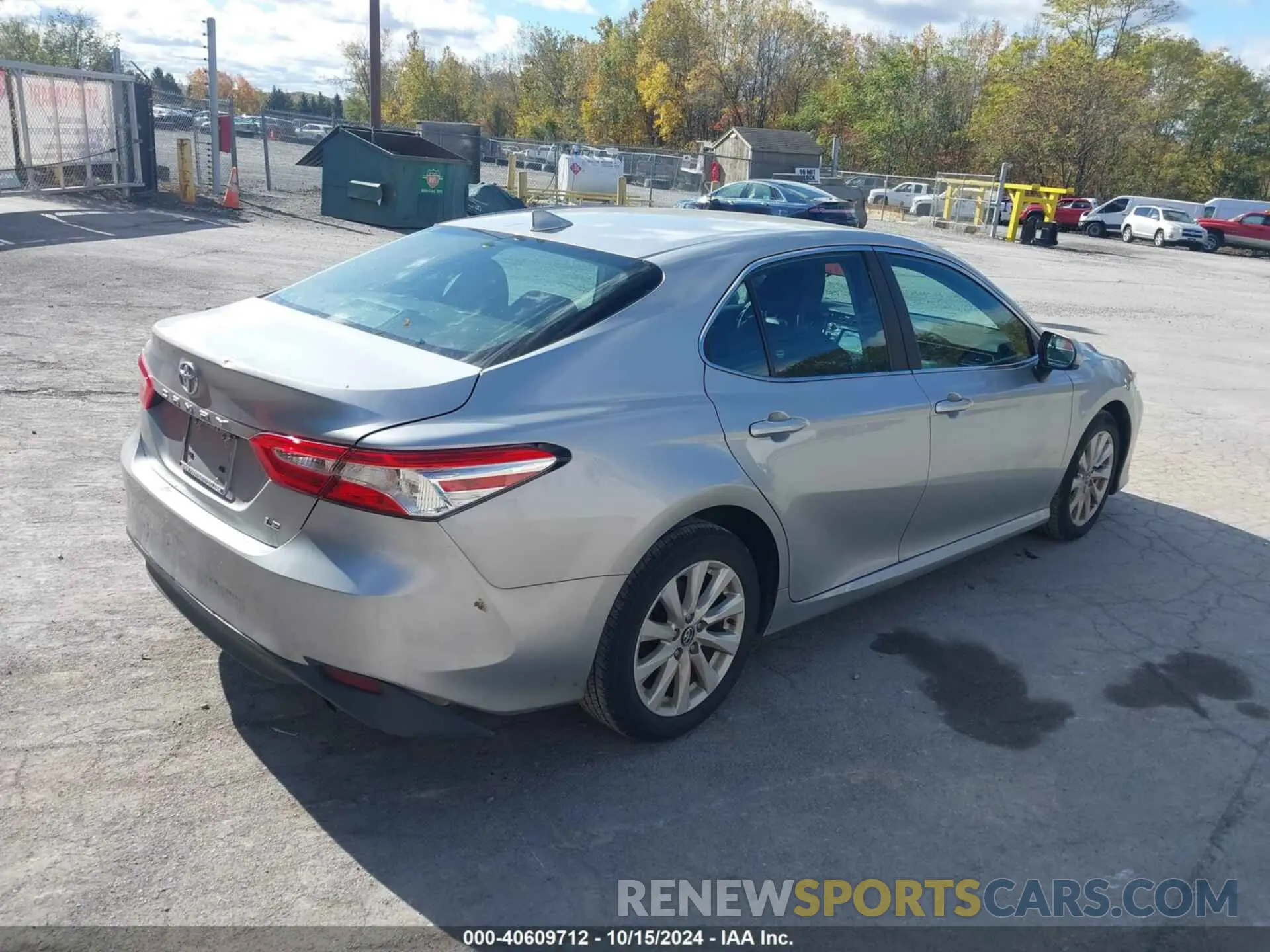 4 fotografías del automóvil dañado 4T1C11AK3LU857504 TOYOTA CAMRY 2020