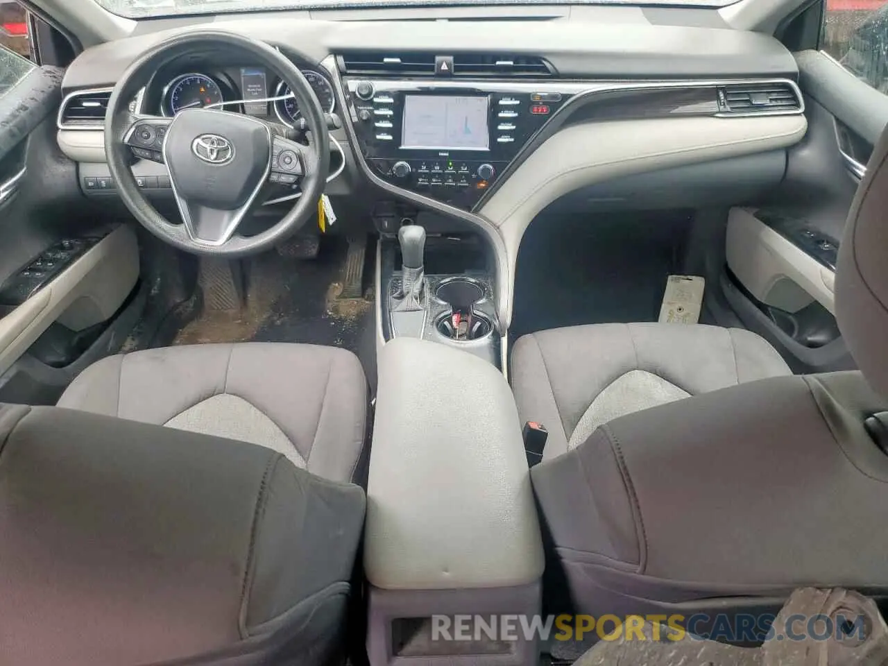 8 fotografías del automóvil dañado 4T1C11AK3LU872536 TOYOTA CAMRY 2020