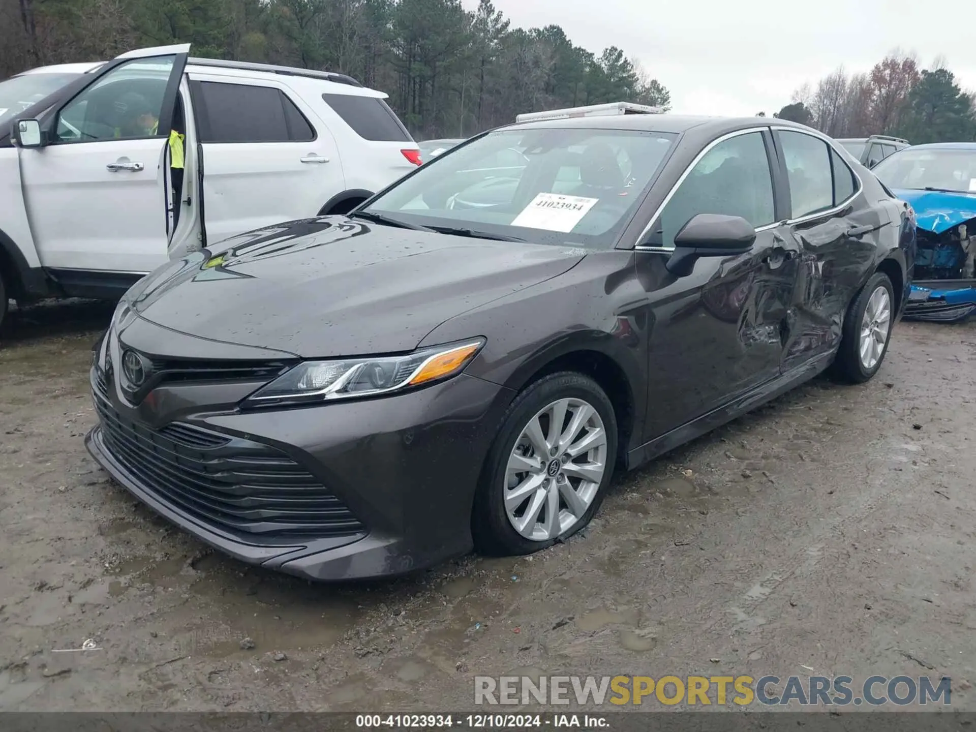 2 fotografías del automóvil dañado 4T1C11AK3LU888414 TOYOTA CAMRY 2020