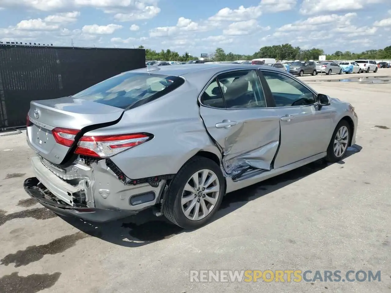 3 fotografías del automóvil dañado 4T1C11AK3LU924666 TOYOTA CAMRY 2020