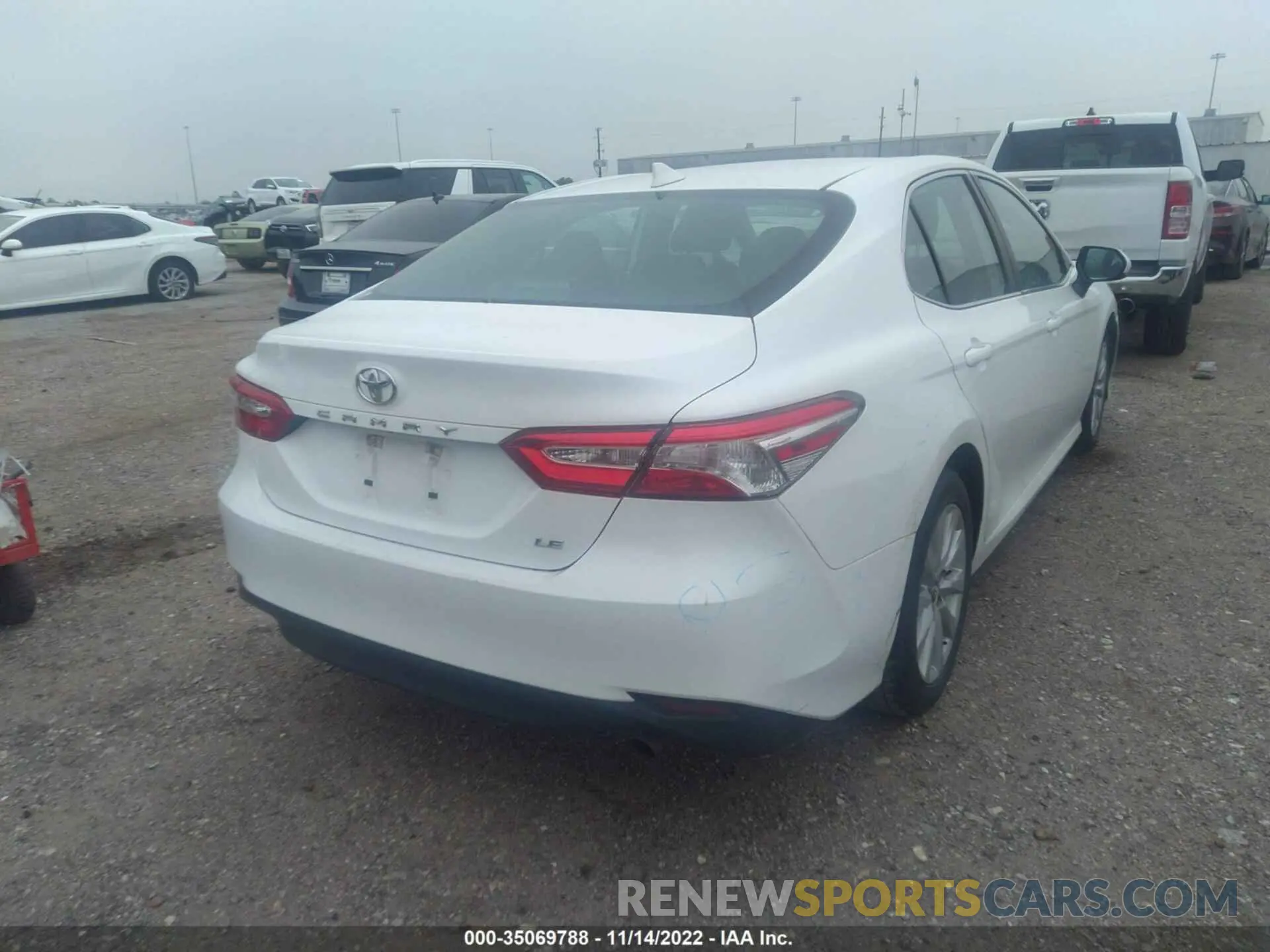 4 fotografías del automóvil dañado 4T1C11AK3LU928975 TOYOTA CAMRY 2020