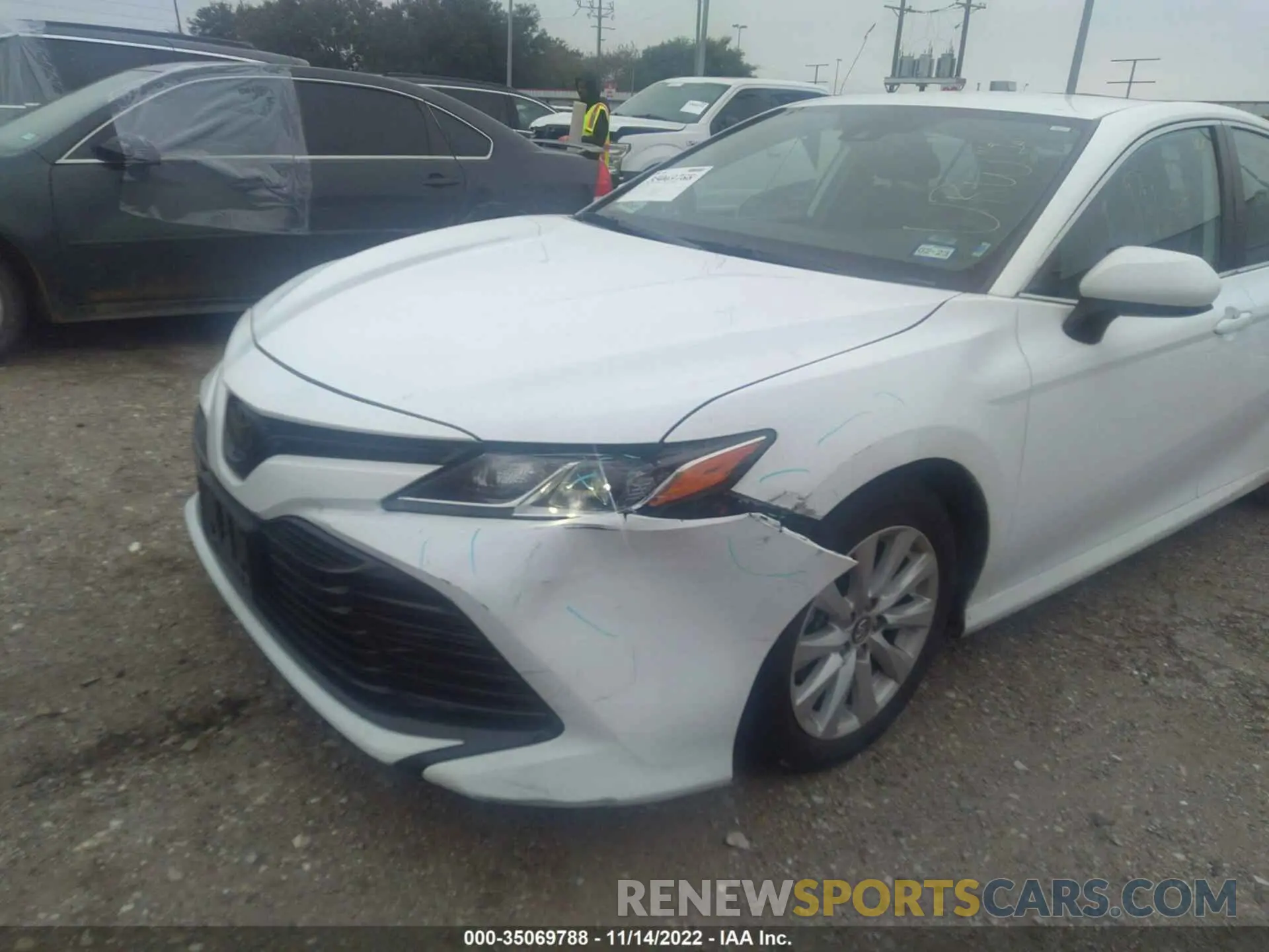 6 fotografías del automóvil dañado 4T1C11AK3LU928975 TOYOTA CAMRY 2020
