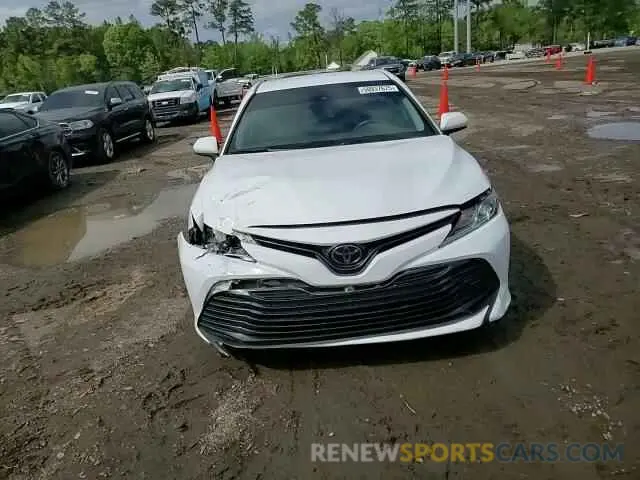 11 fotografías del automóvil dañado 4T1C11AK3LU929804 TOYOTA CAMRY 2020