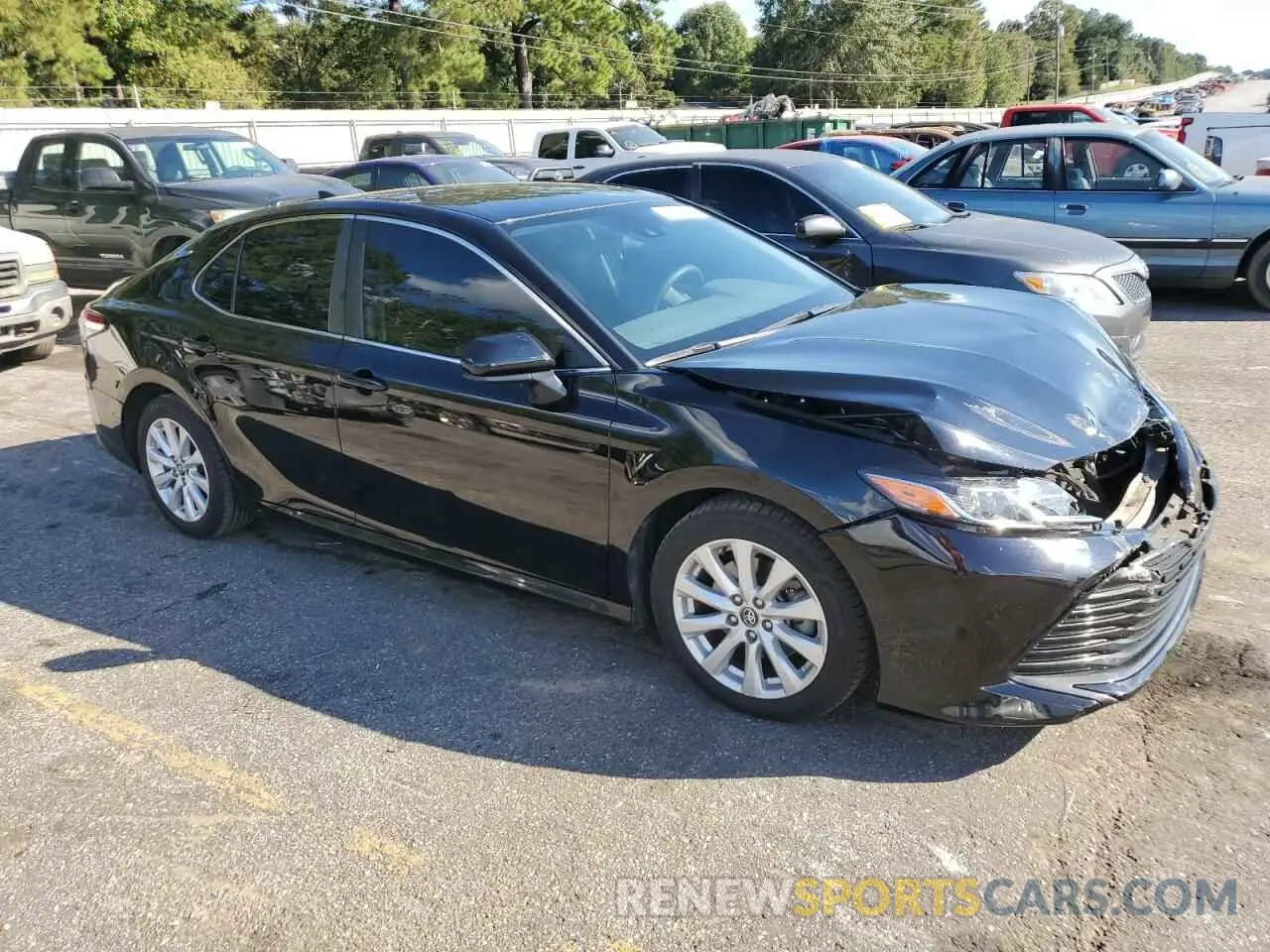 4 fotografías del automóvil dañado 4T1C11AK3LU932721 TOYOTA CAMRY 2020