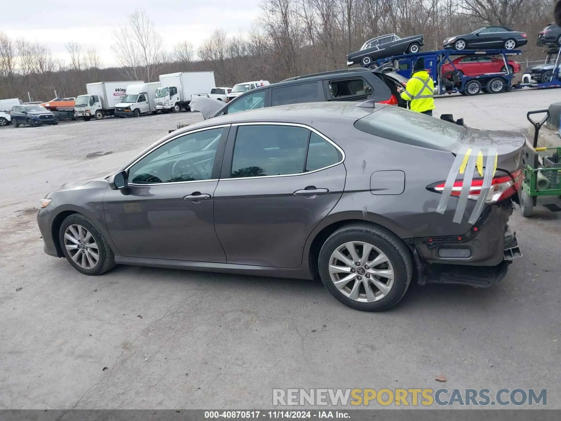 14 fotografías del automóvil dañado 4T1C11AK3LU943928 TOYOTA CAMRY 2020