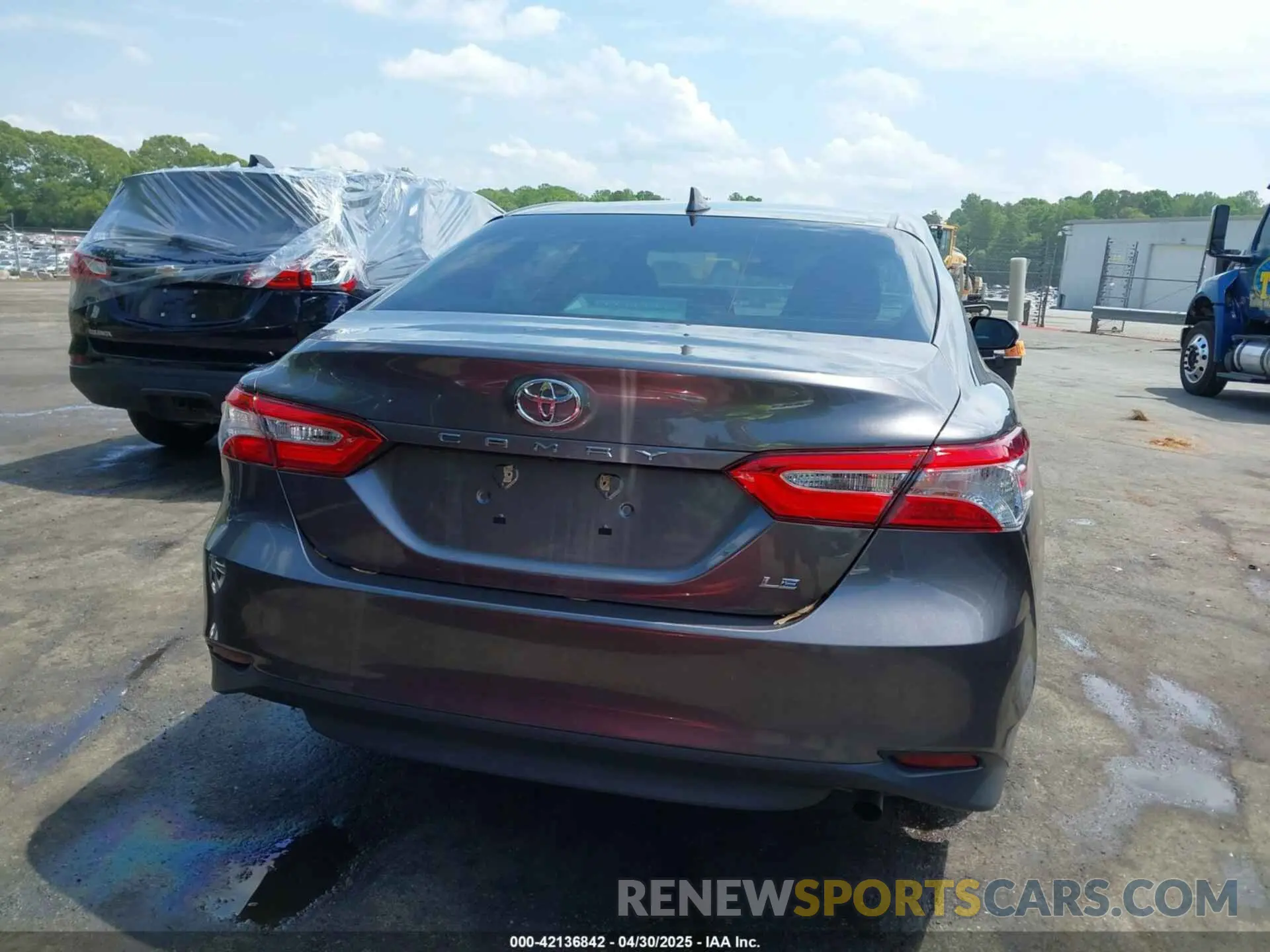 16 fotografías del automóvil dañado 4T1C11AK3LU945307 TOYOTA CAMRY 2020