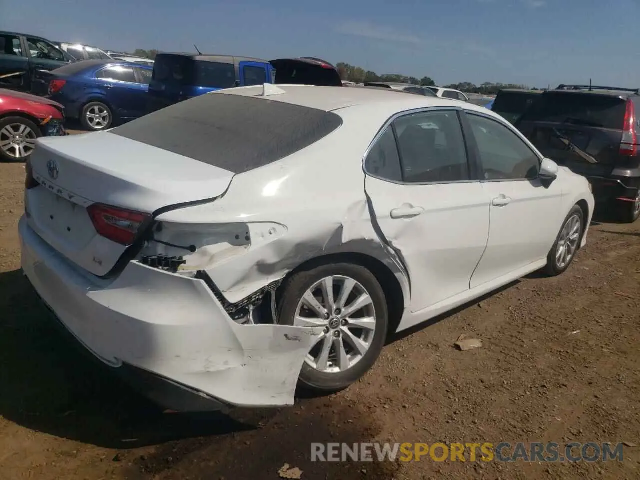 3 fotografías del automóvil dañado 4T1C11AK3LU994443 TOYOTA CAMRY 2020