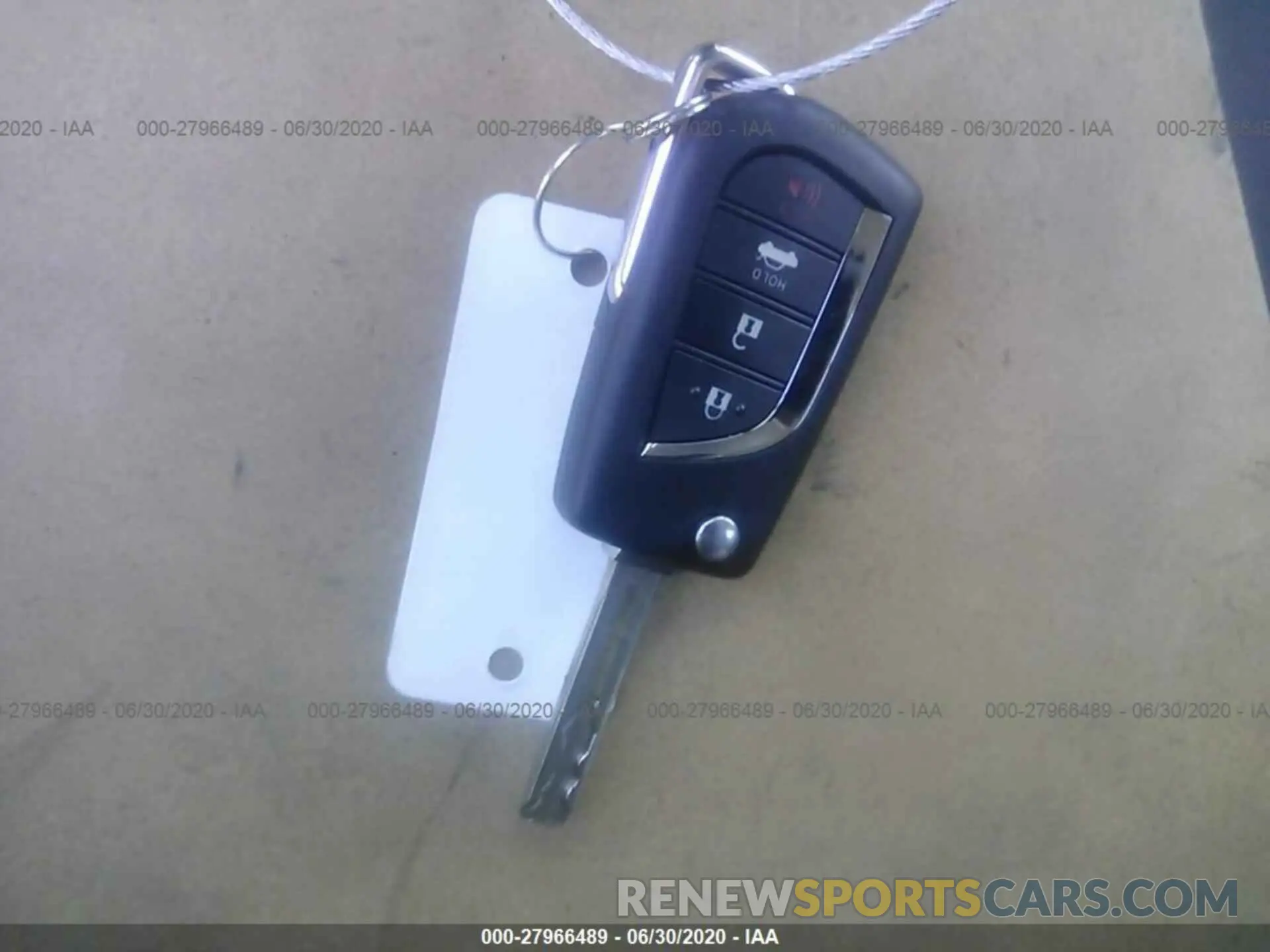 11 fotografías del automóvil dañado 4T1C11AK4LU309110 TOYOTA CAMRY 2020
