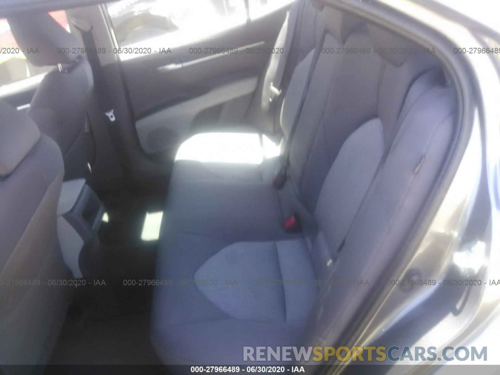 8 fotografías del automóvil dañado 4T1C11AK4LU309110 TOYOTA CAMRY 2020