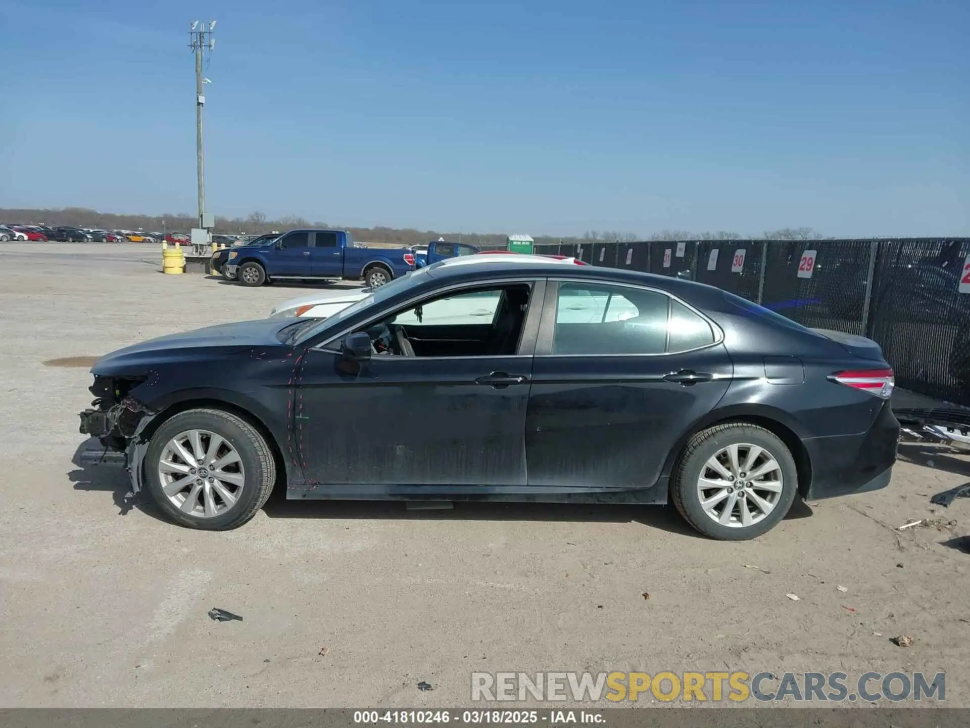 15 fotografías del automóvil dañado 4T1C11AK4LU345461 TOYOTA CAMRY 2020