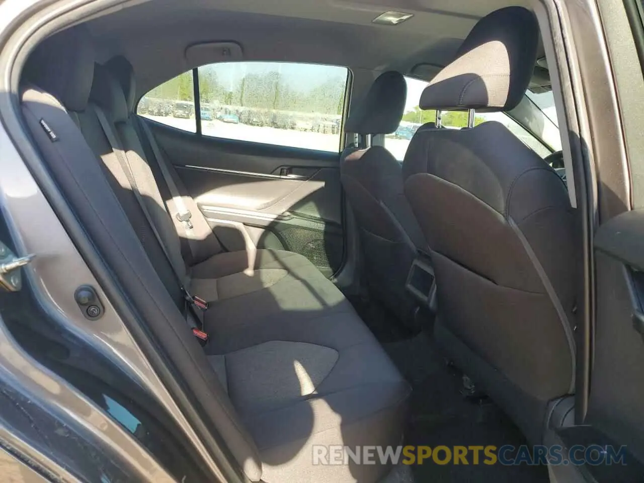 10 fotografías del automóvil dañado 4T1C11AK4LU368562 TOYOTA CAMRY 2020