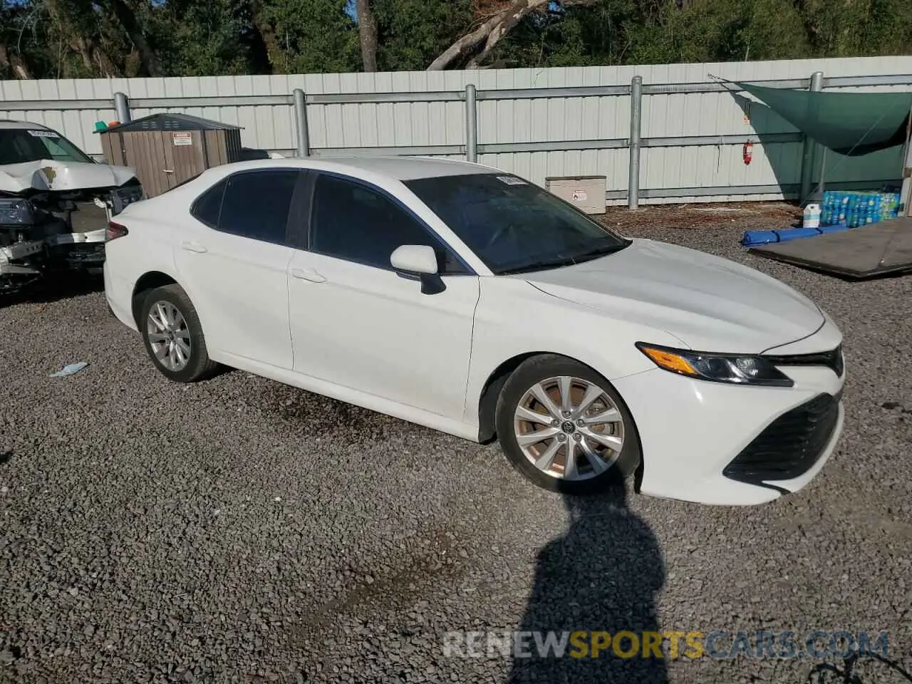 4 fotografías del automóvil dañado 4T1C11AK4LU889779 TOYOTA CAMRY 2020