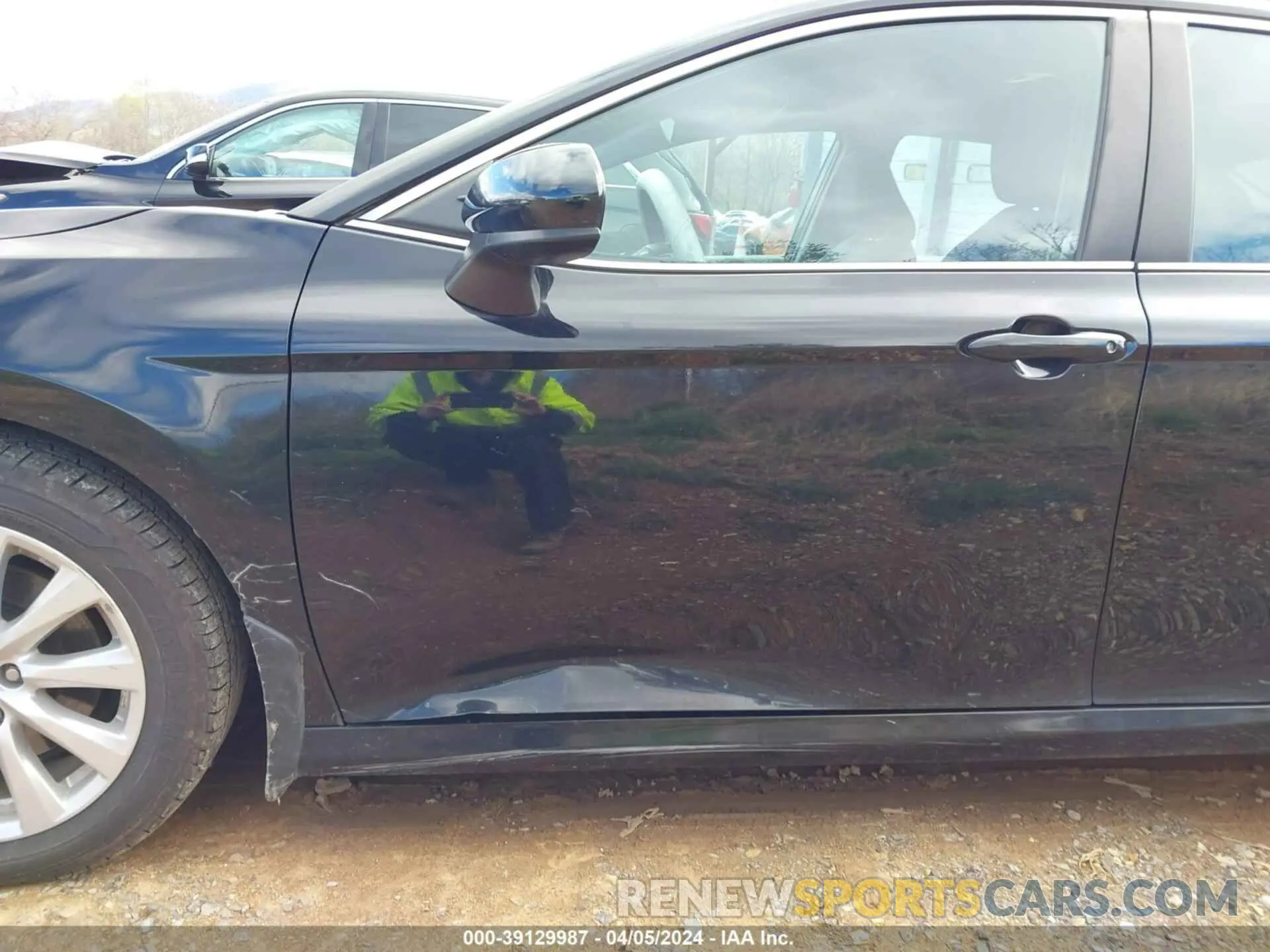 19 fotografías del automóvil dañado 4T1C11AK4LU900666 TOYOTA CAMRY 2020