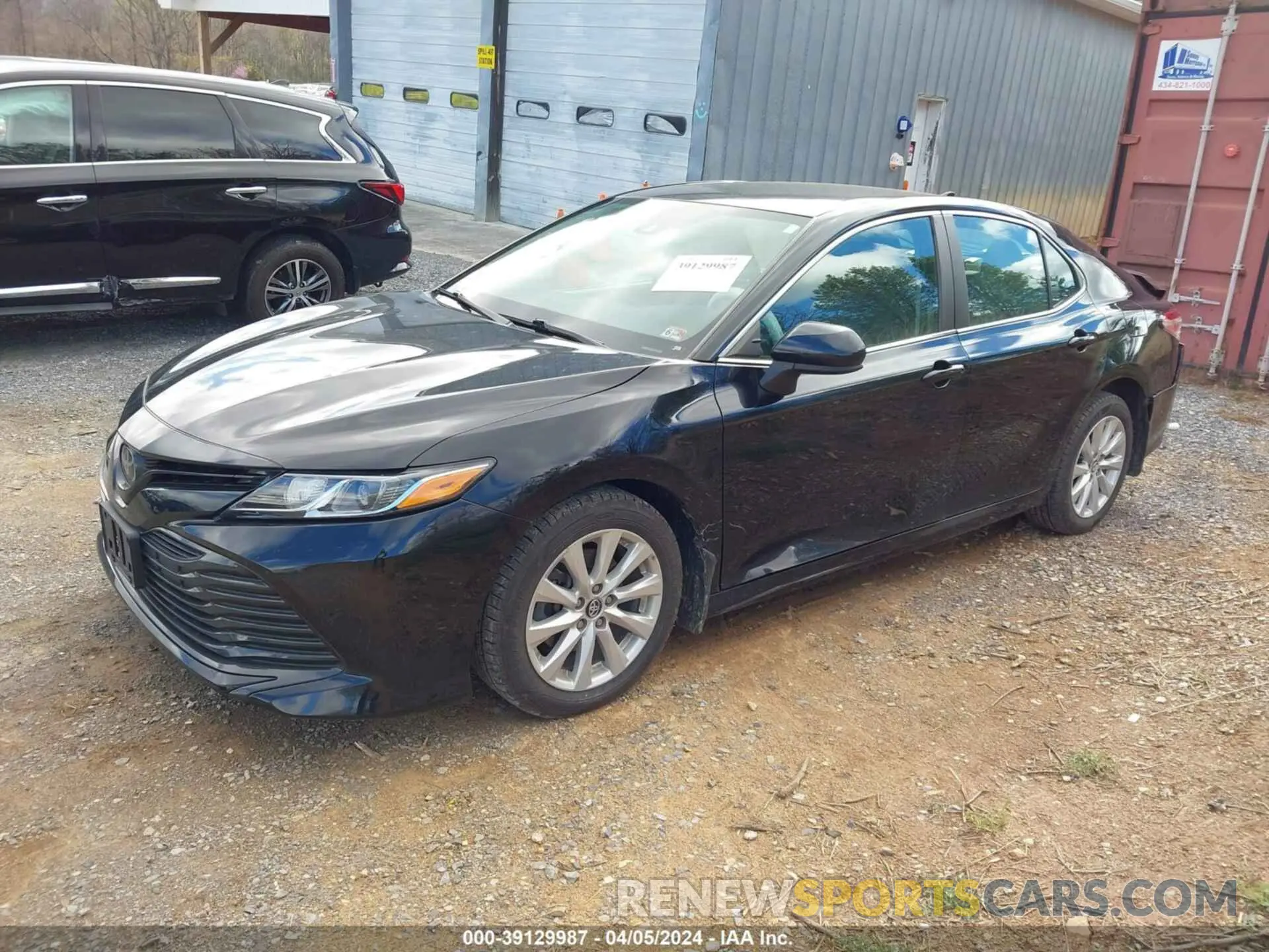 2 fotografías del automóvil dañado 4T1C11AK4LU900666 TOYOTA CAMRY 2020