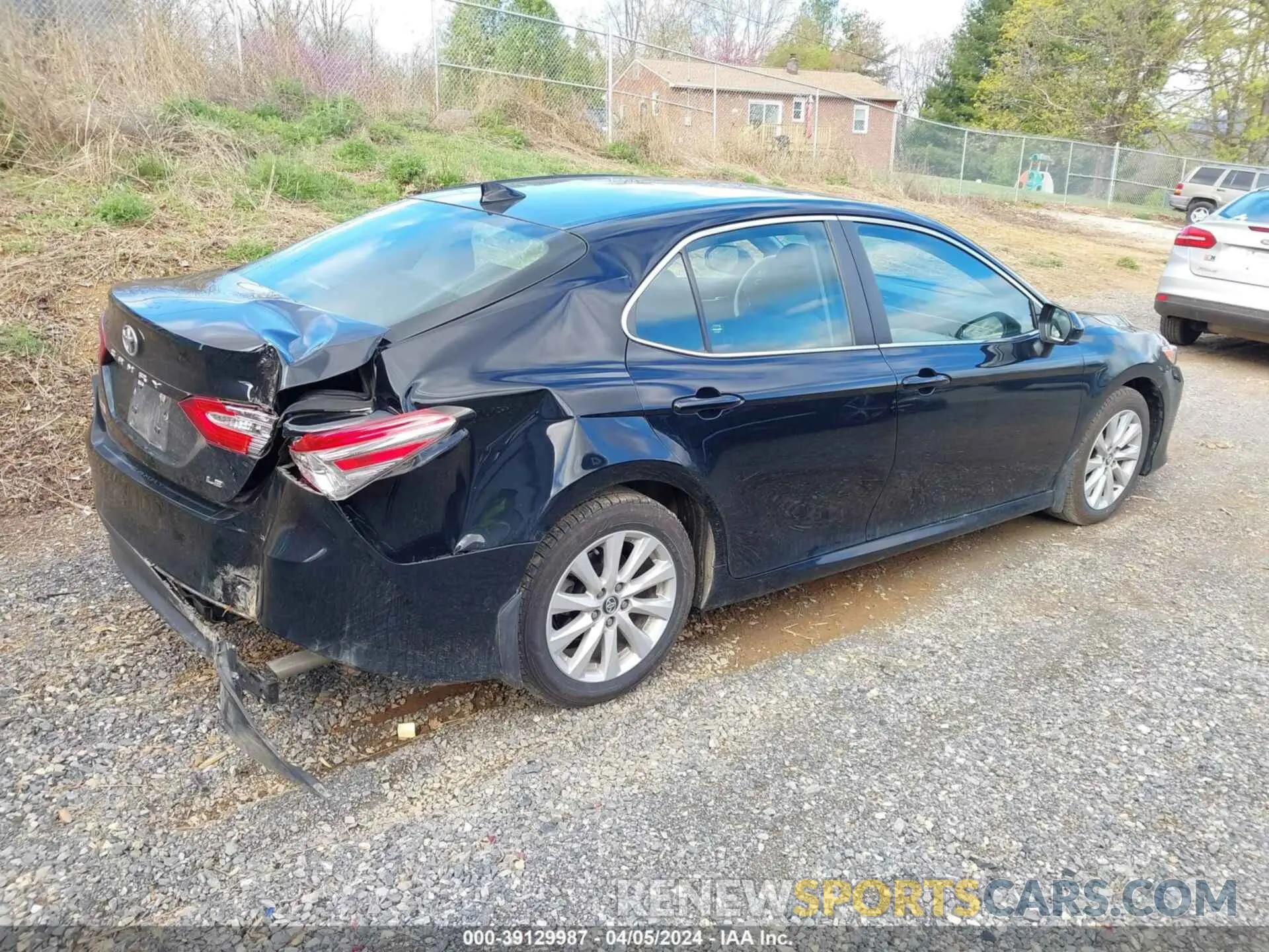 4 fotografías del automóvil dañado 4T1C11AK4LU900666 TOYOTA CAMRY 2020