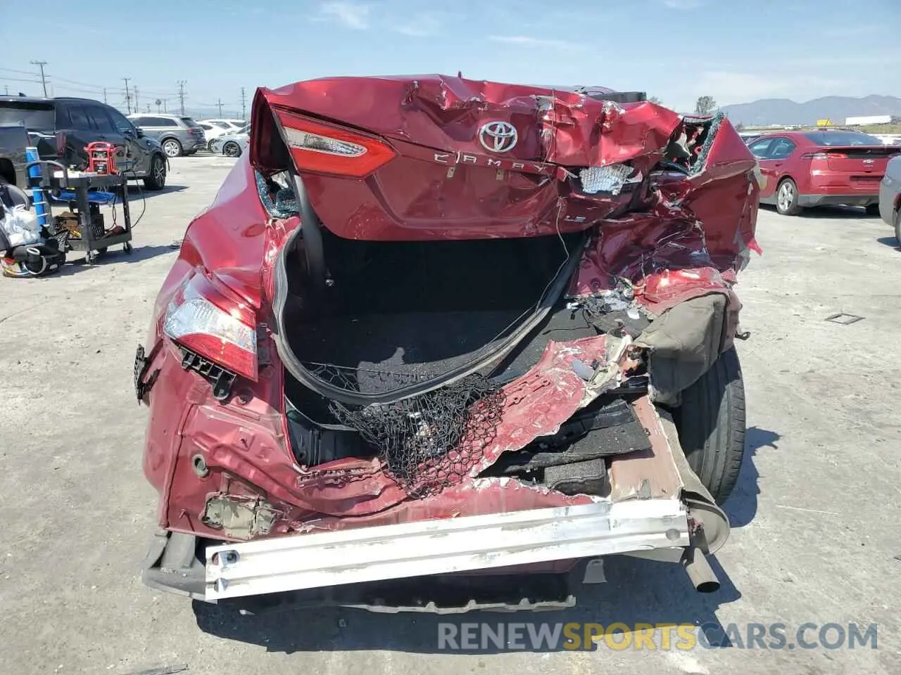 6 fotografías del automóvil dañado 4T1C11AK4LU917886 TOYOTA CAMRY 2020