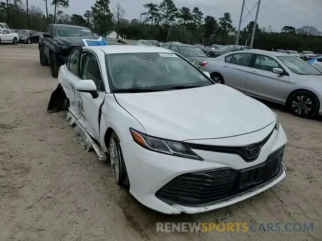 11 fotografías del automóvil dañado 4T1C11AK4LU930850 TOYOTA CAMRY 2020