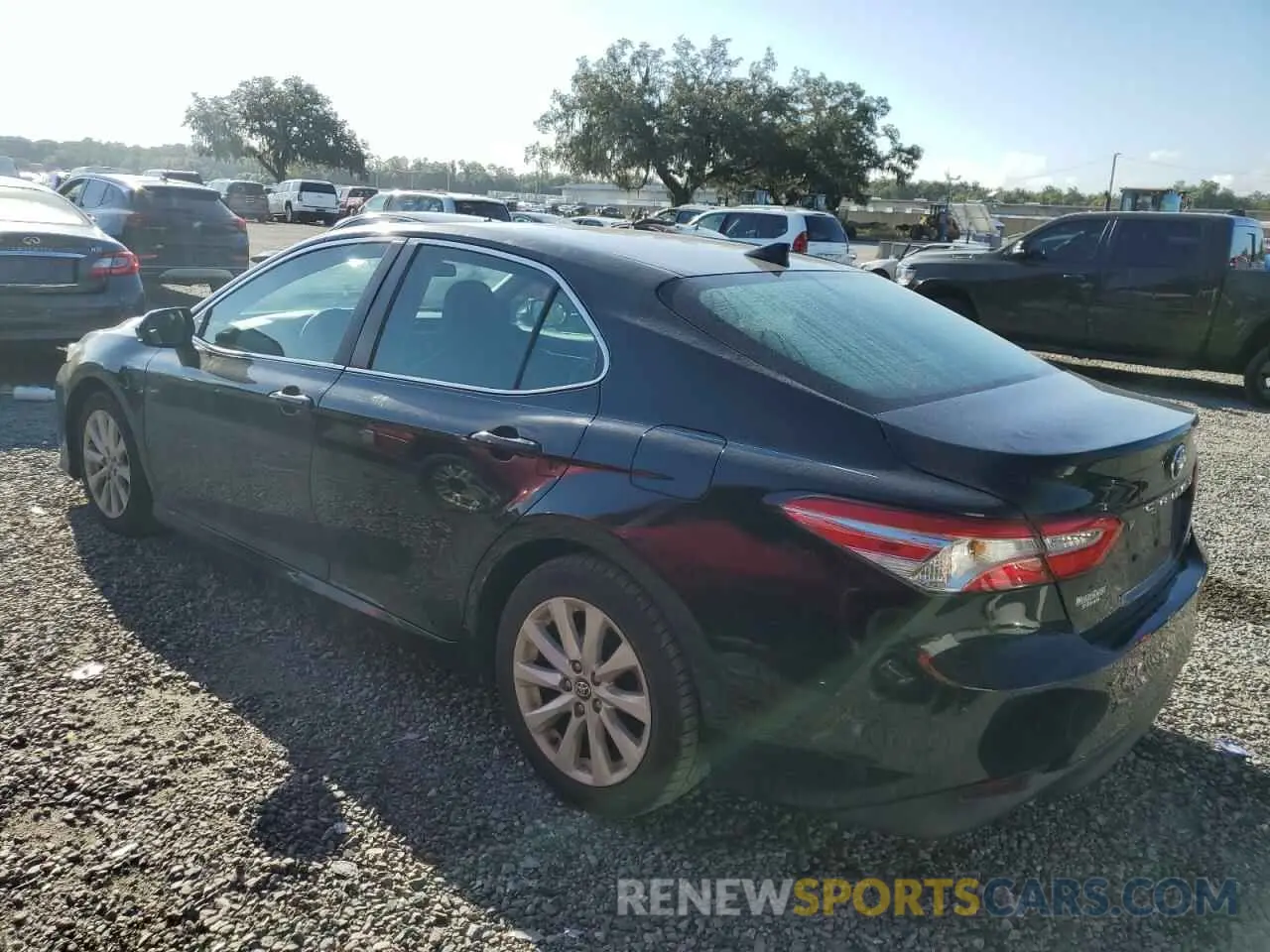 2 fotografías del automóvil dañado 4T1C11AK4LU932162 TOYOTA CAMRY 2020