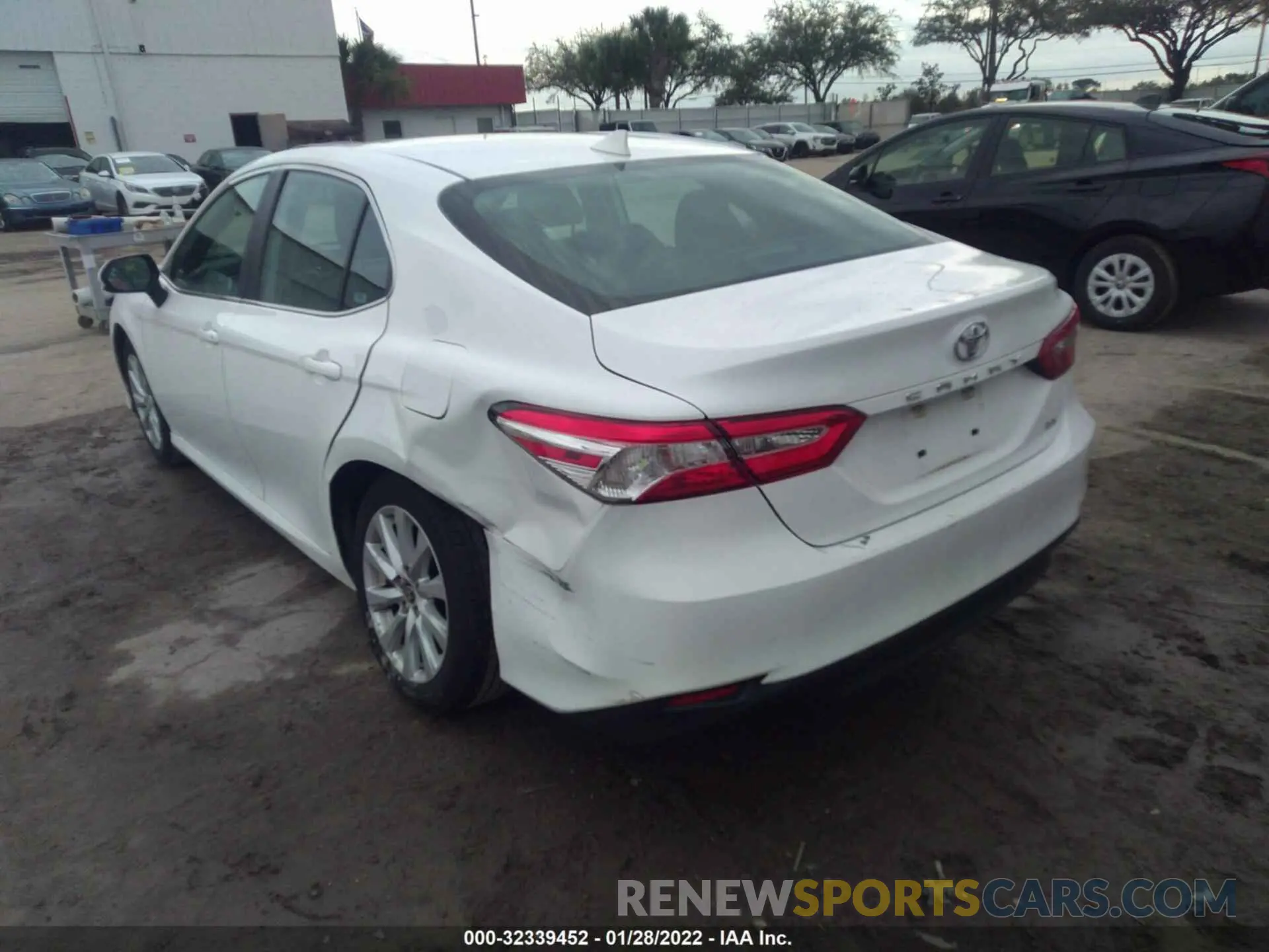 6 fotografías del automóvil dañado 4T1C11AK4LU946739 TOYOTA CAMRY 2020