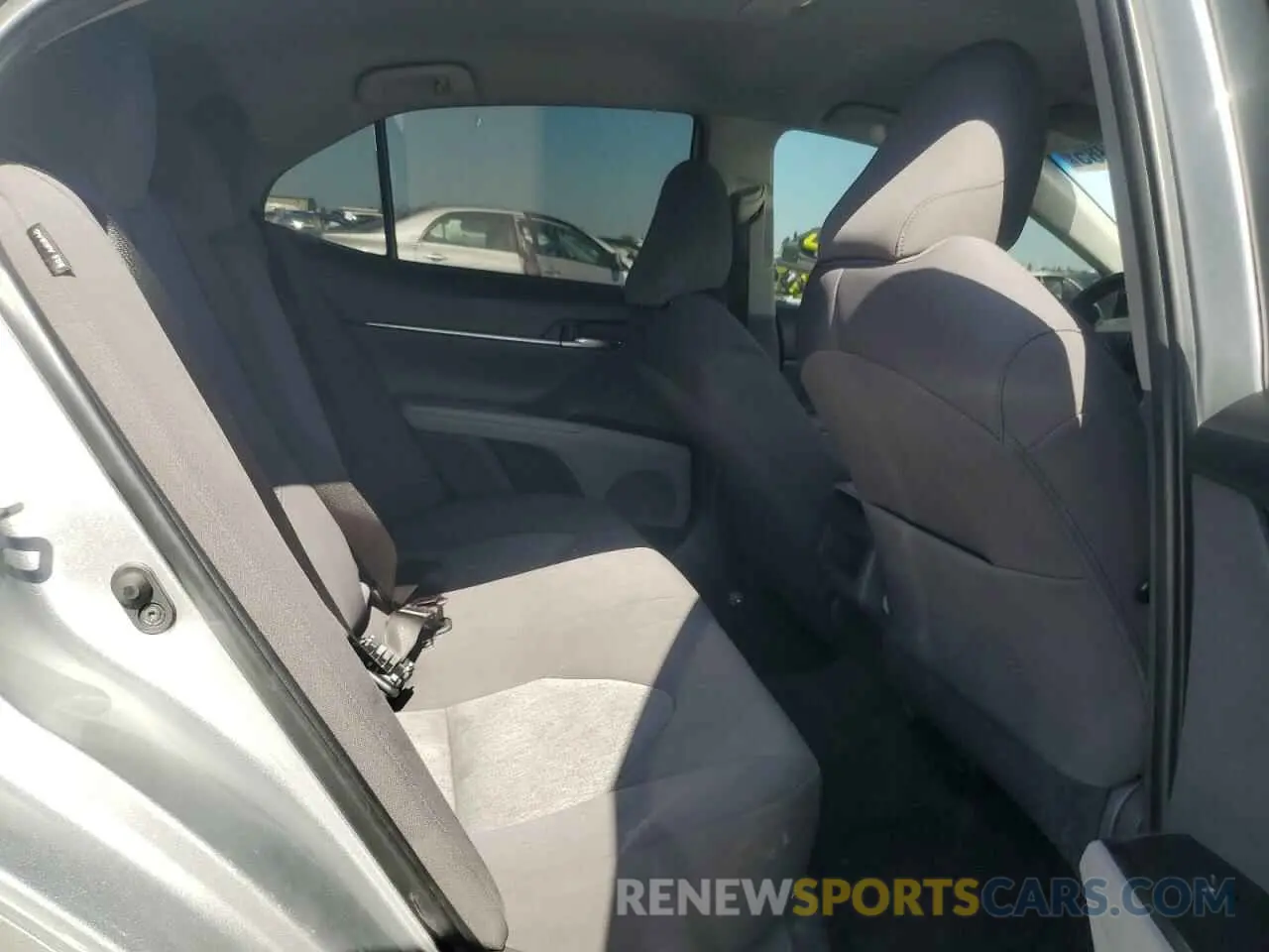 10 fotografías del automóvil dañado 4T1C11AK5LU329852 TOYOTA CAMRY 2020
