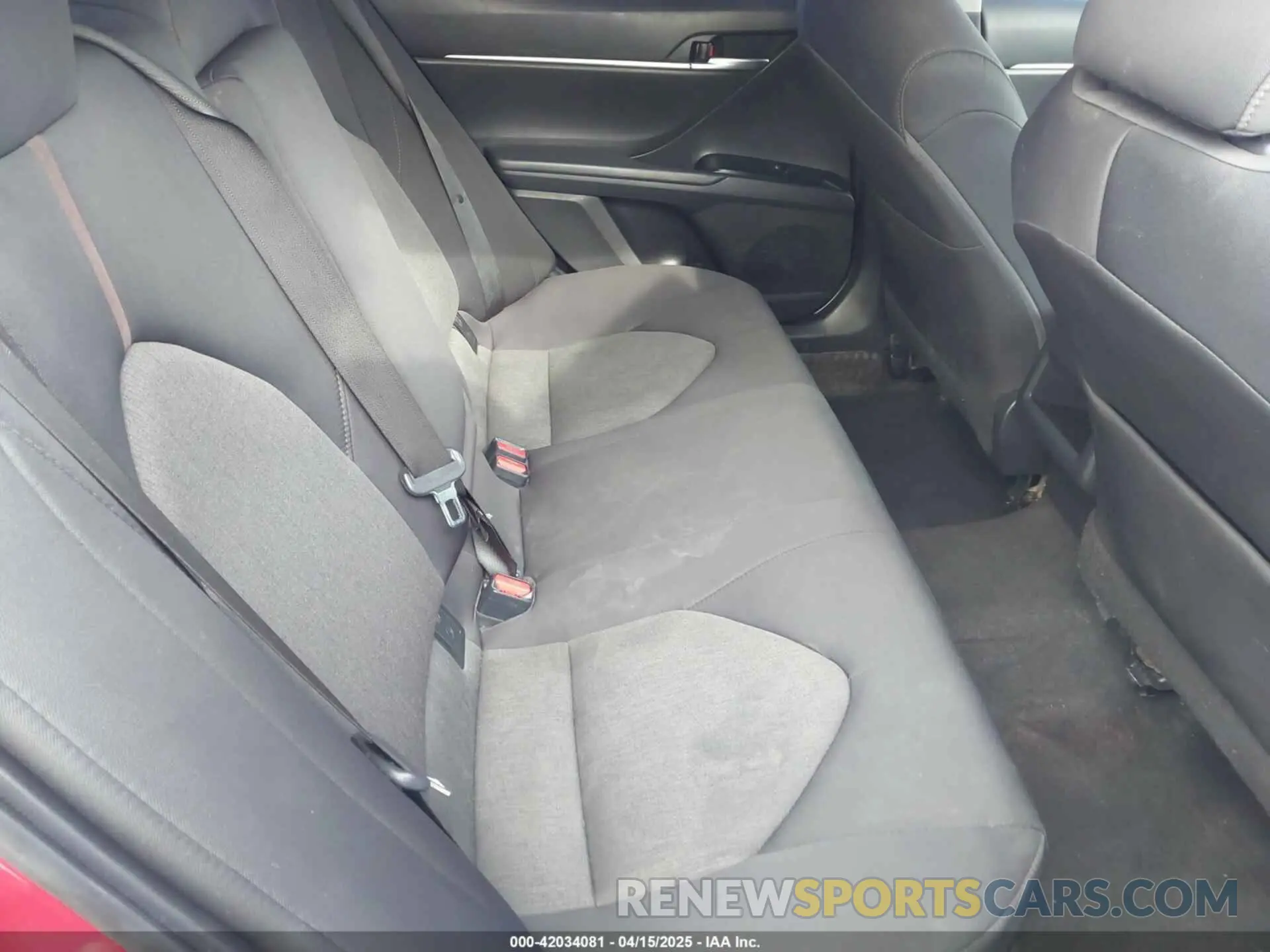 8 fotografías del automóvil dañado 4T1C11AK5LU335103 TOYOTA CAMRY 2020