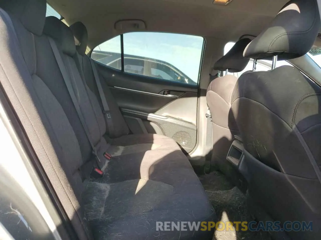 11 fotografías del automóvil dañado 4T1C11AK5LU382681 TOYOTA CAMRY 2020