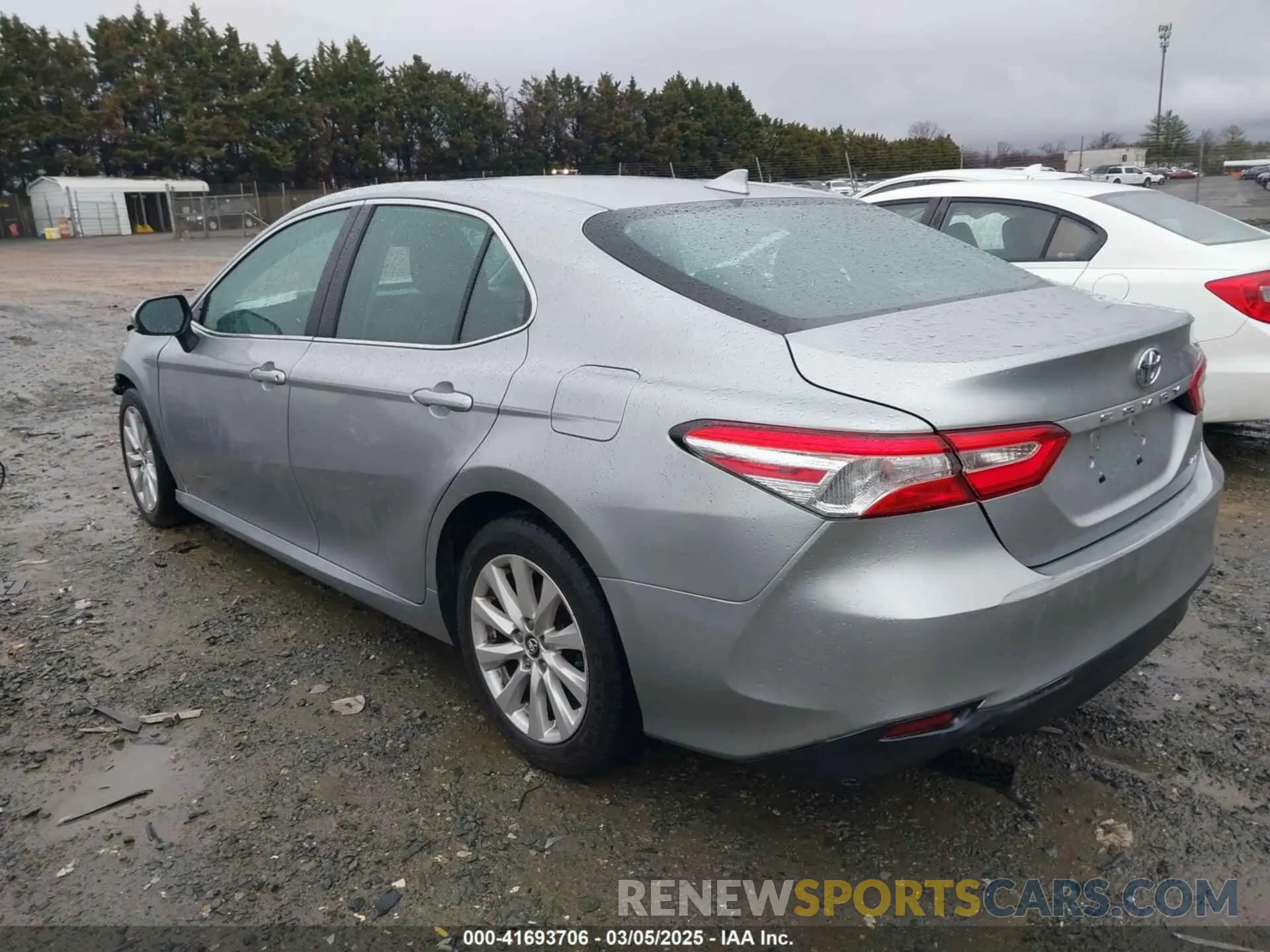 3 fotografías del automóvil dañado 4T1C11AK5LU869525 TOYOTA CAMRY 2020