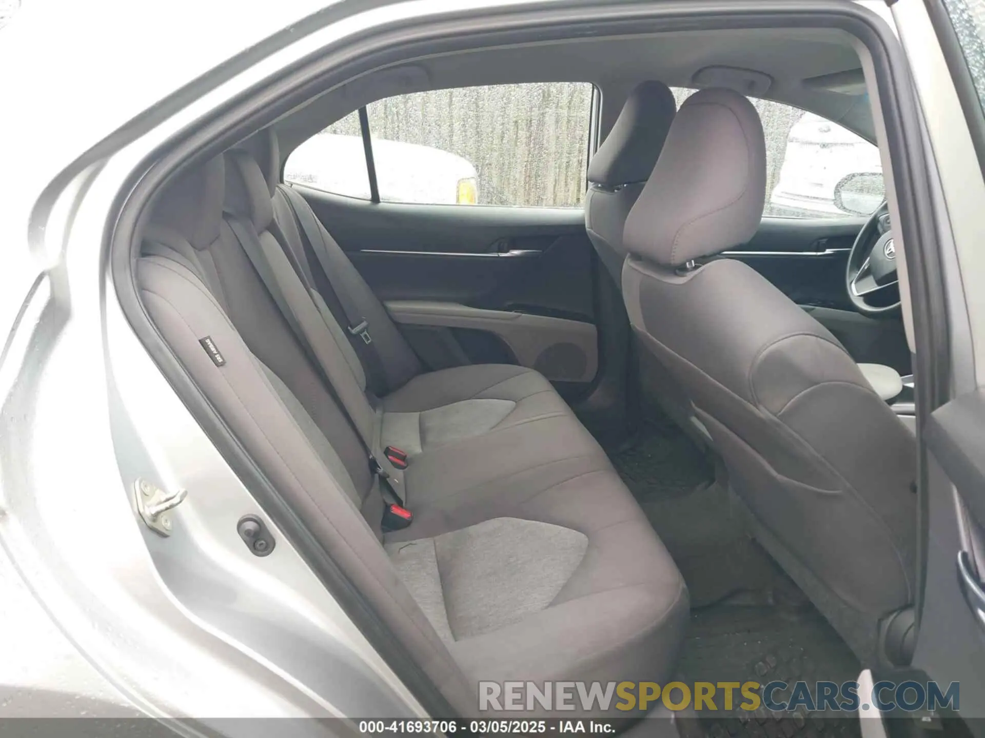 8 fotografías del automóvil dañado 4T1C11AK5LU869525 TOYOTA CAMRY 2020