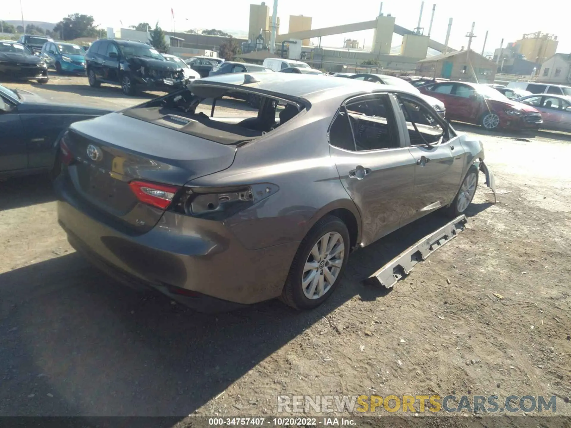 4 fotografías del automóvil dañado 4T1C11AK5LU904192 TOYOTA CAMRY 2020