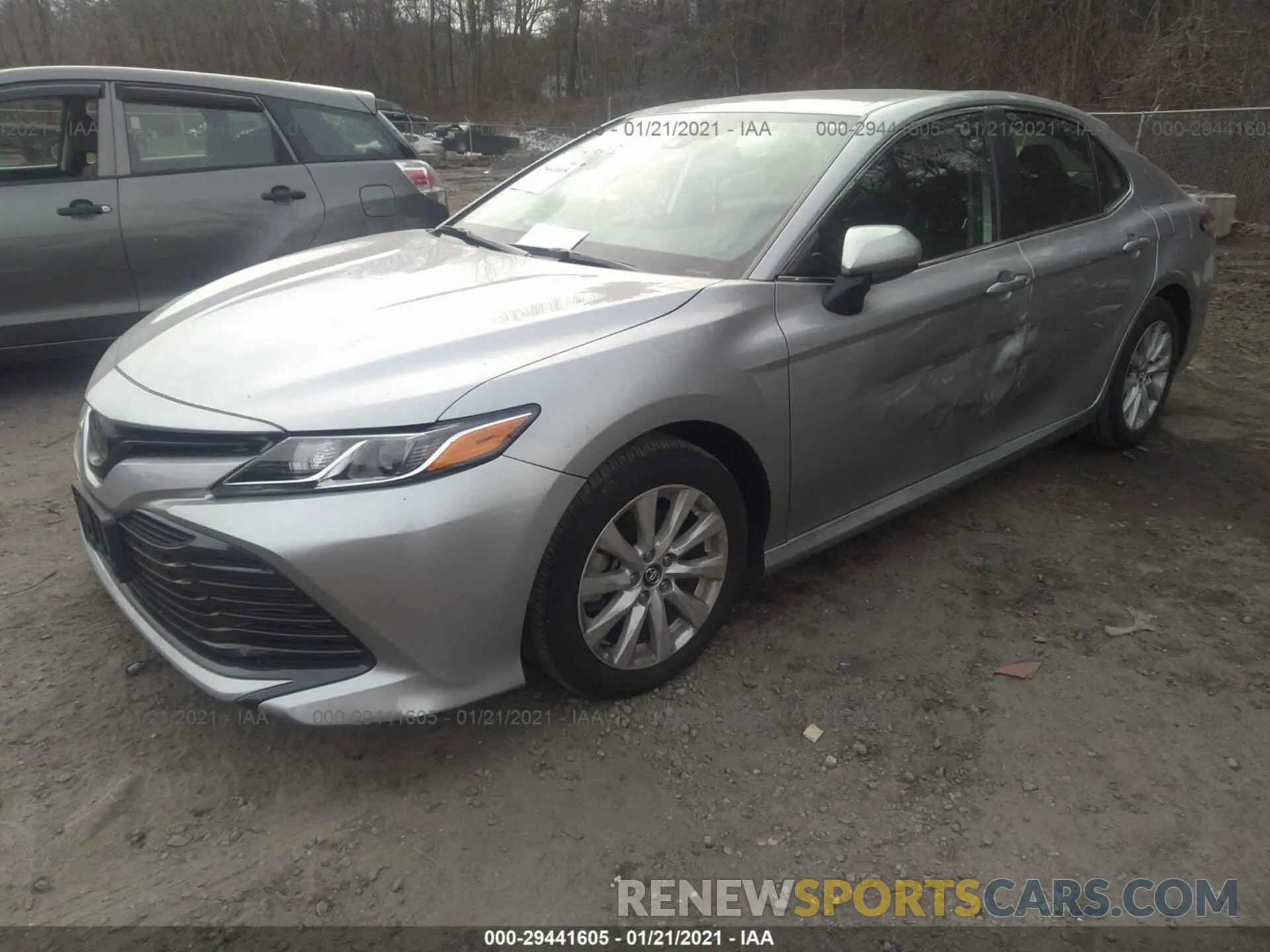 2 fotografías del automóvil dañado 4T1C11AK5LU907271 TOYOTA CAMRY 2020