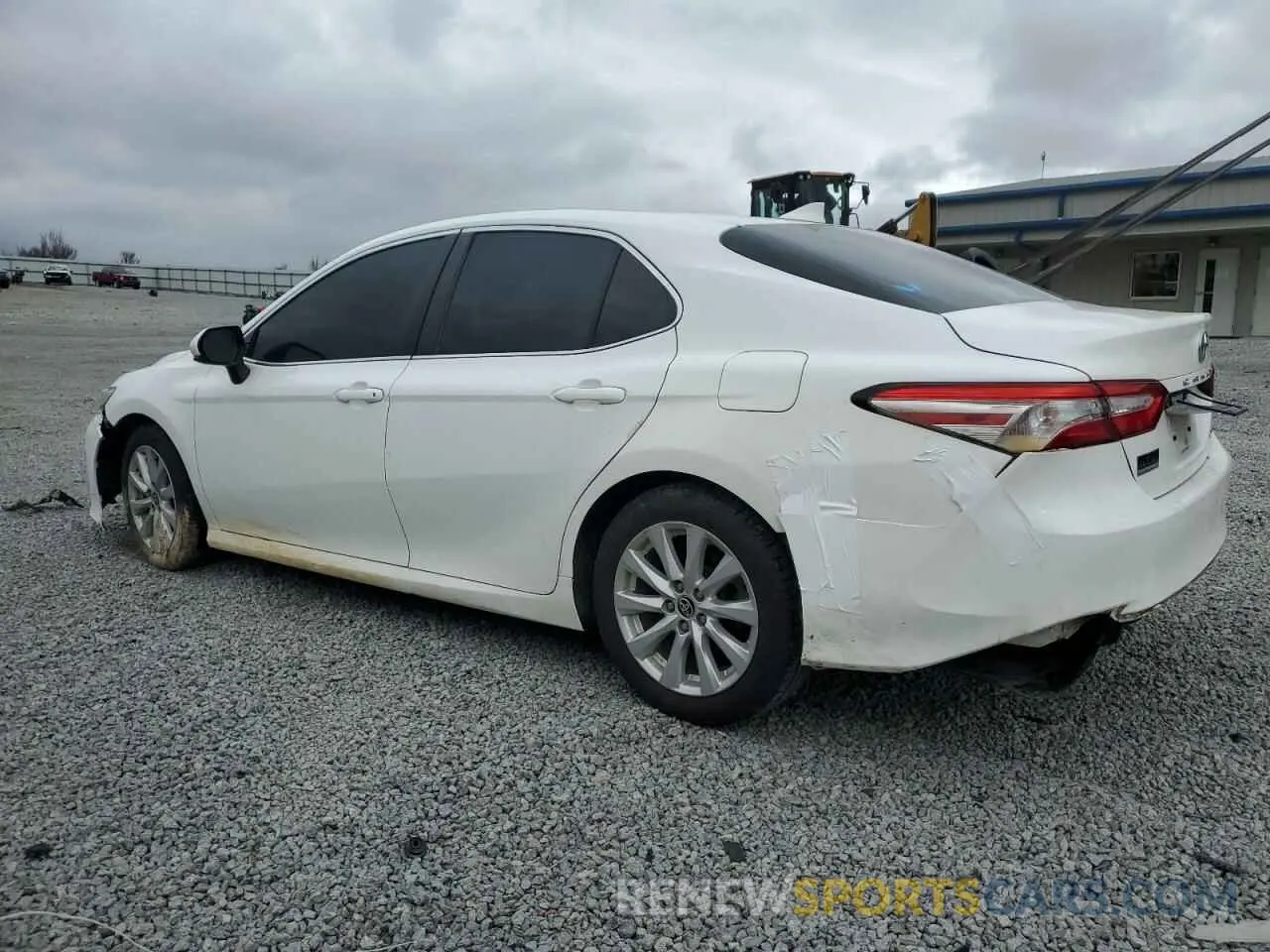 2 fotografías del automóvil dañado 4T1C11AK5LU959970 TOYOTA CAMRY 2020