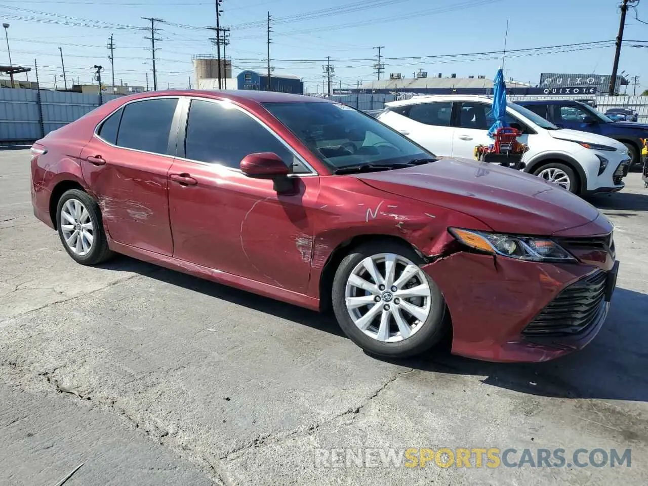 4 fotografías del automóvil dañado 4T1C11AK5LU998347 TOYOTA CAMRY 2020