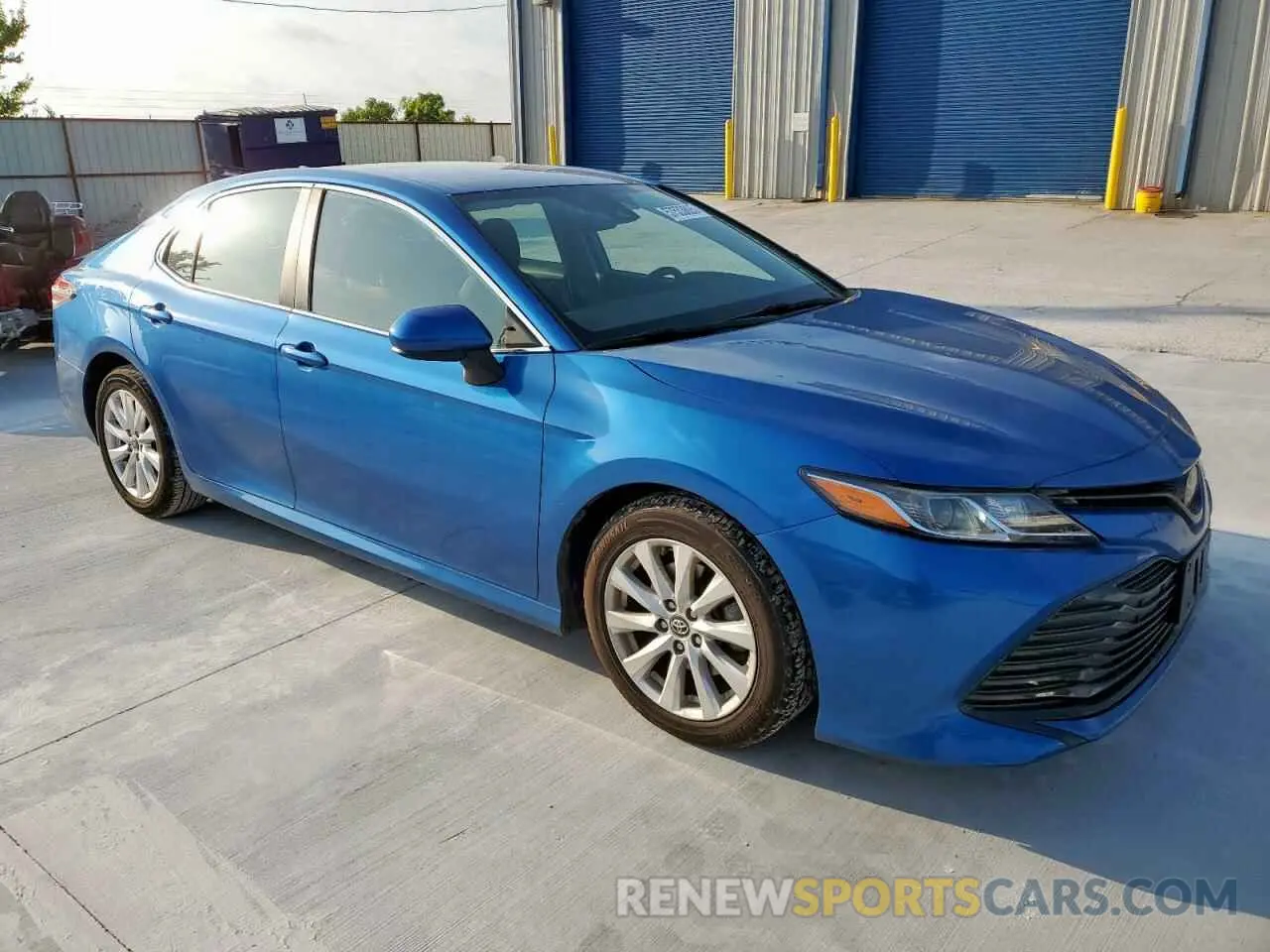 4 fotografías del automóvil dañado 4T1C11AK6LU328404 TOYOTA CAMRY 2020