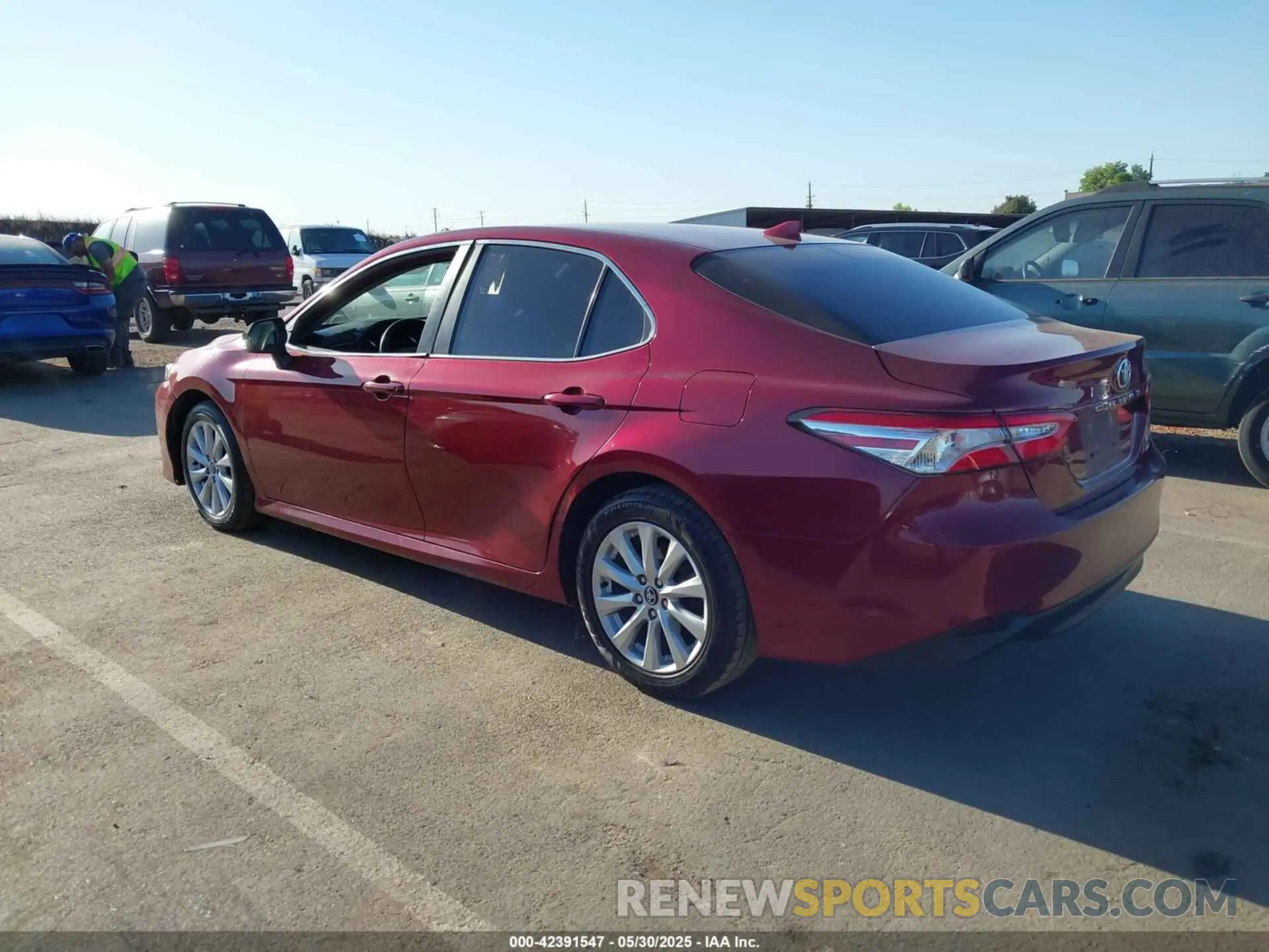 3 fotografías del automóvil dañado 4T1C11AK6LU345395 TOYOTA CAMRY 2020