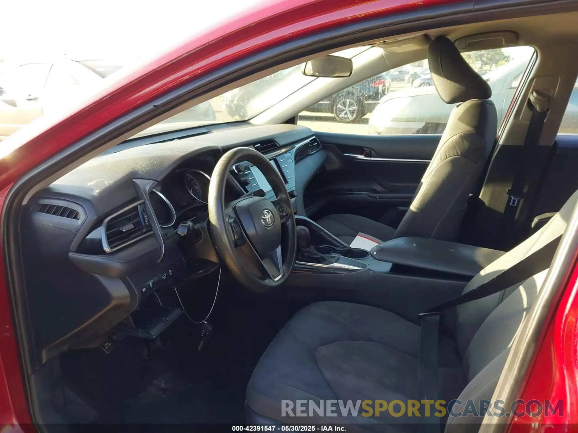 5 fotografías del automóvil dañado 4T1C11AK6LU345395 TOYOTA CAMRY 2020