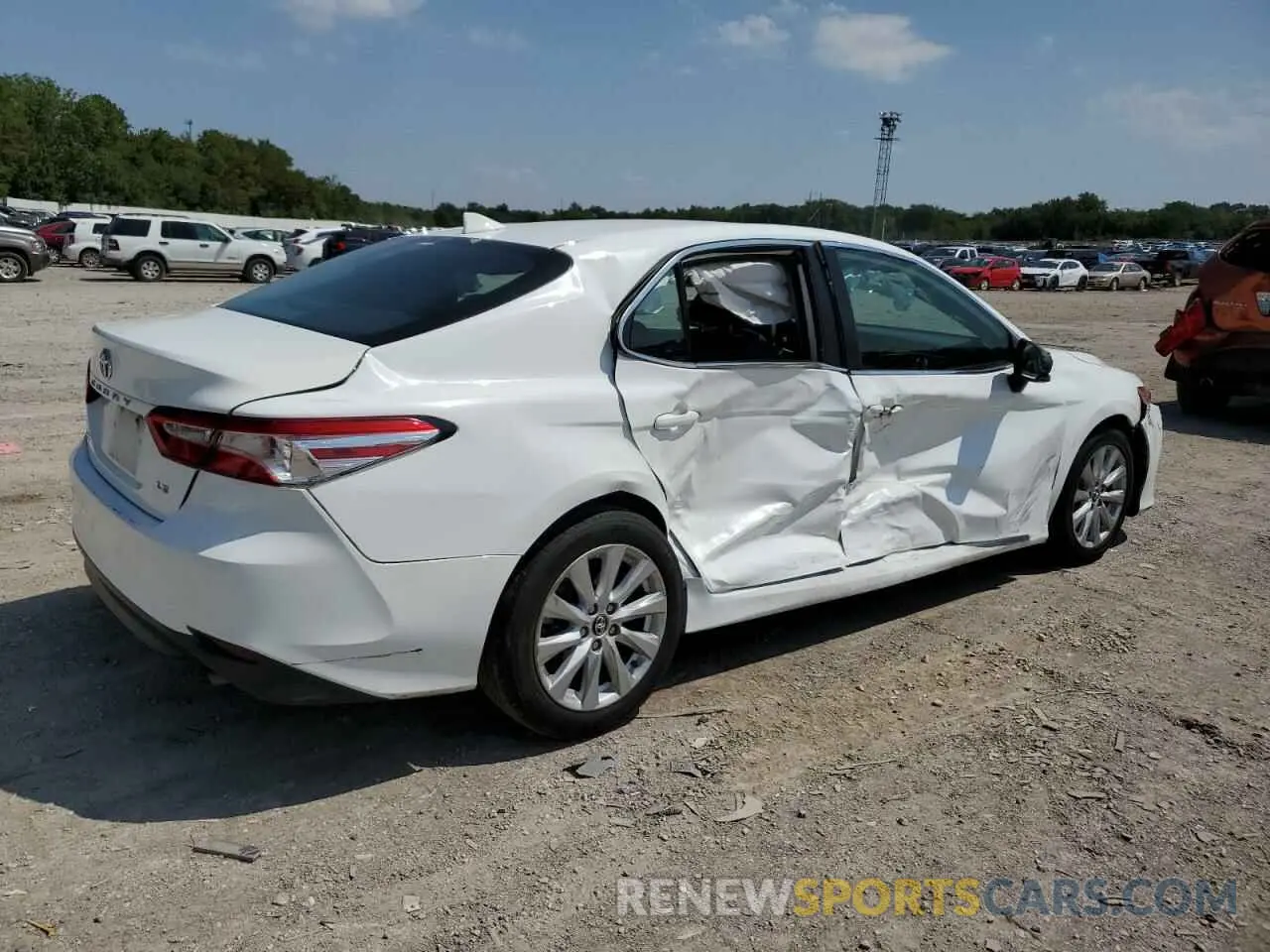 3 fotografías del automóvil dañado 4T1C11AK6LU346918 TOYOTA CAMRY 2020