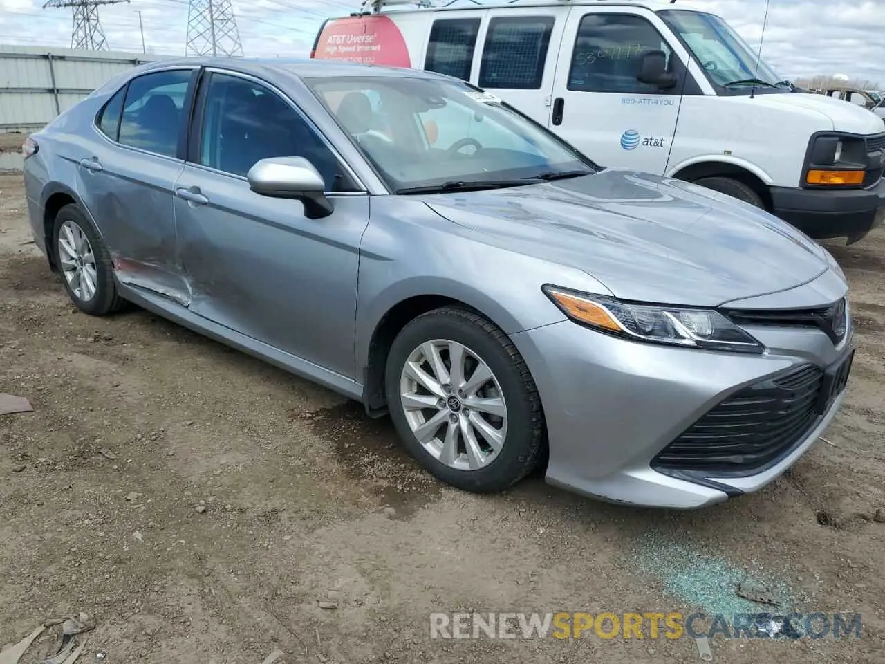 4 fotografías del automóvil dañado 4T1C11AK6LU502908 TOYOTA CAMRY 2020