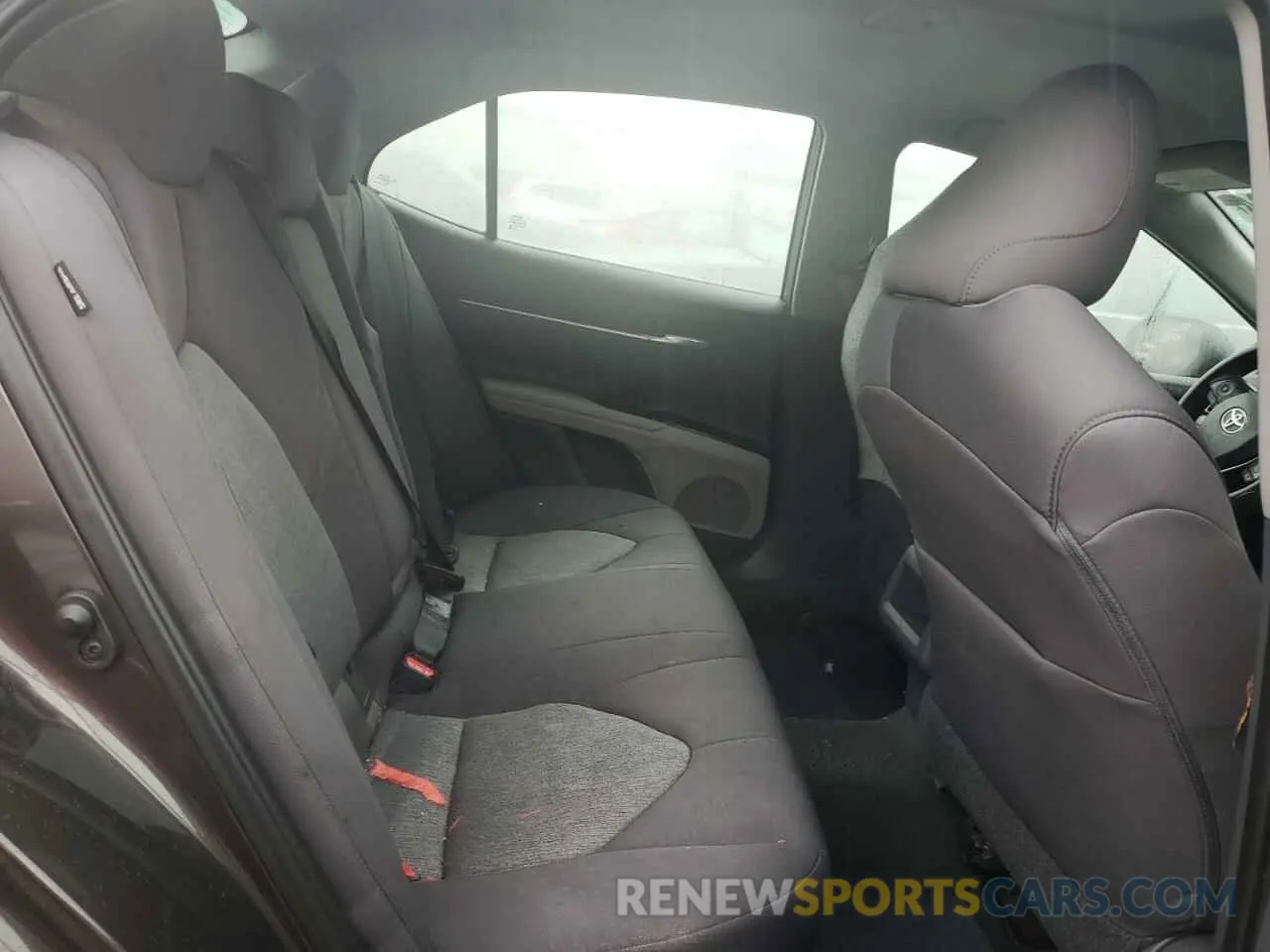 10 fotografías del automóvil dañado 4T1C11AK6LU861563 TOYOTA CAMRY 2020