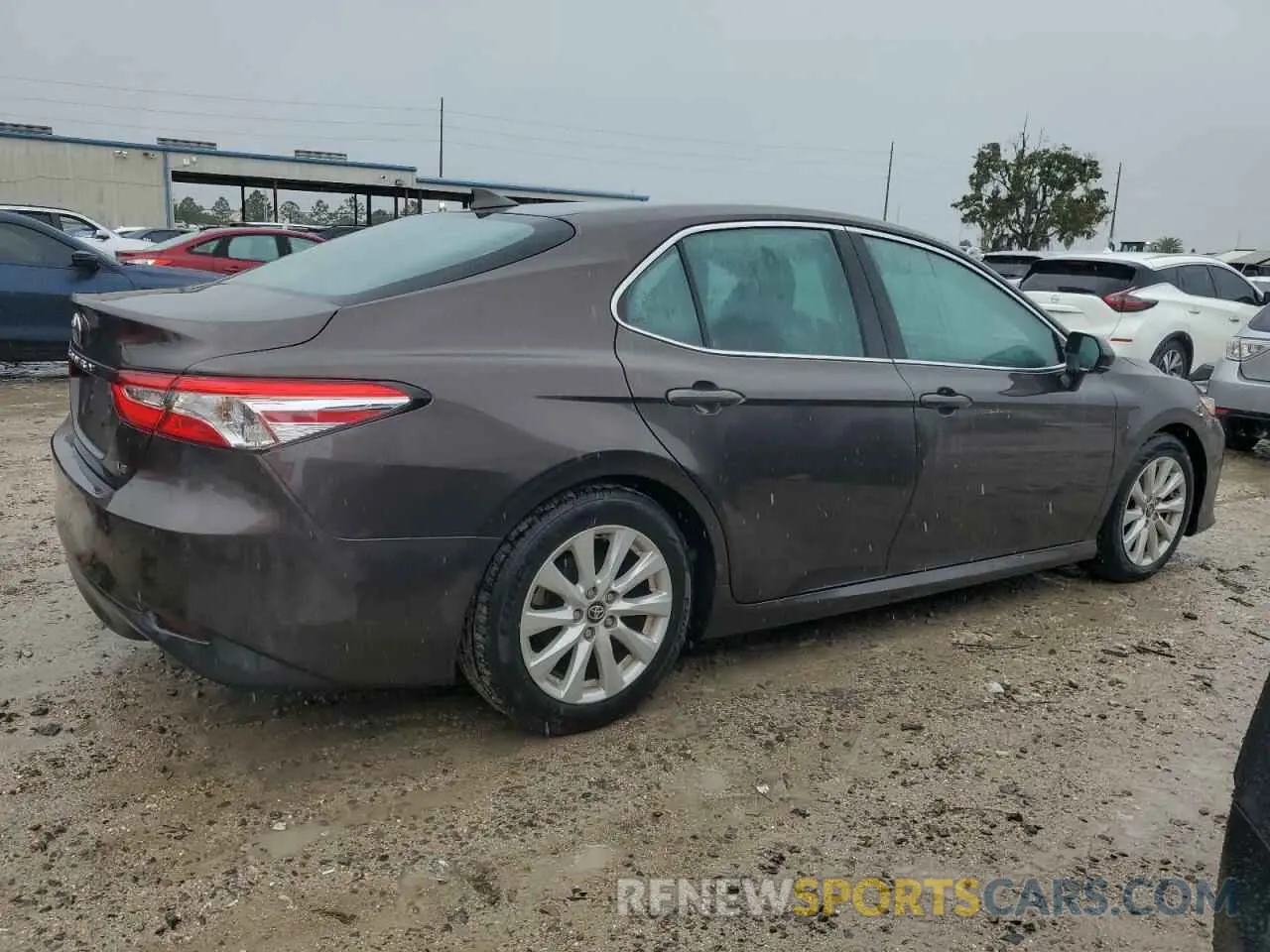 3 fotografías del automóvil dañado 4T1C11AK6LU861563 TOYOTA CAMRY 2020